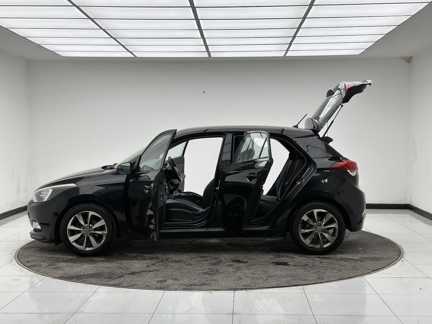 Used Hyundai i20 2015 for sale - 77669440: Photo 13