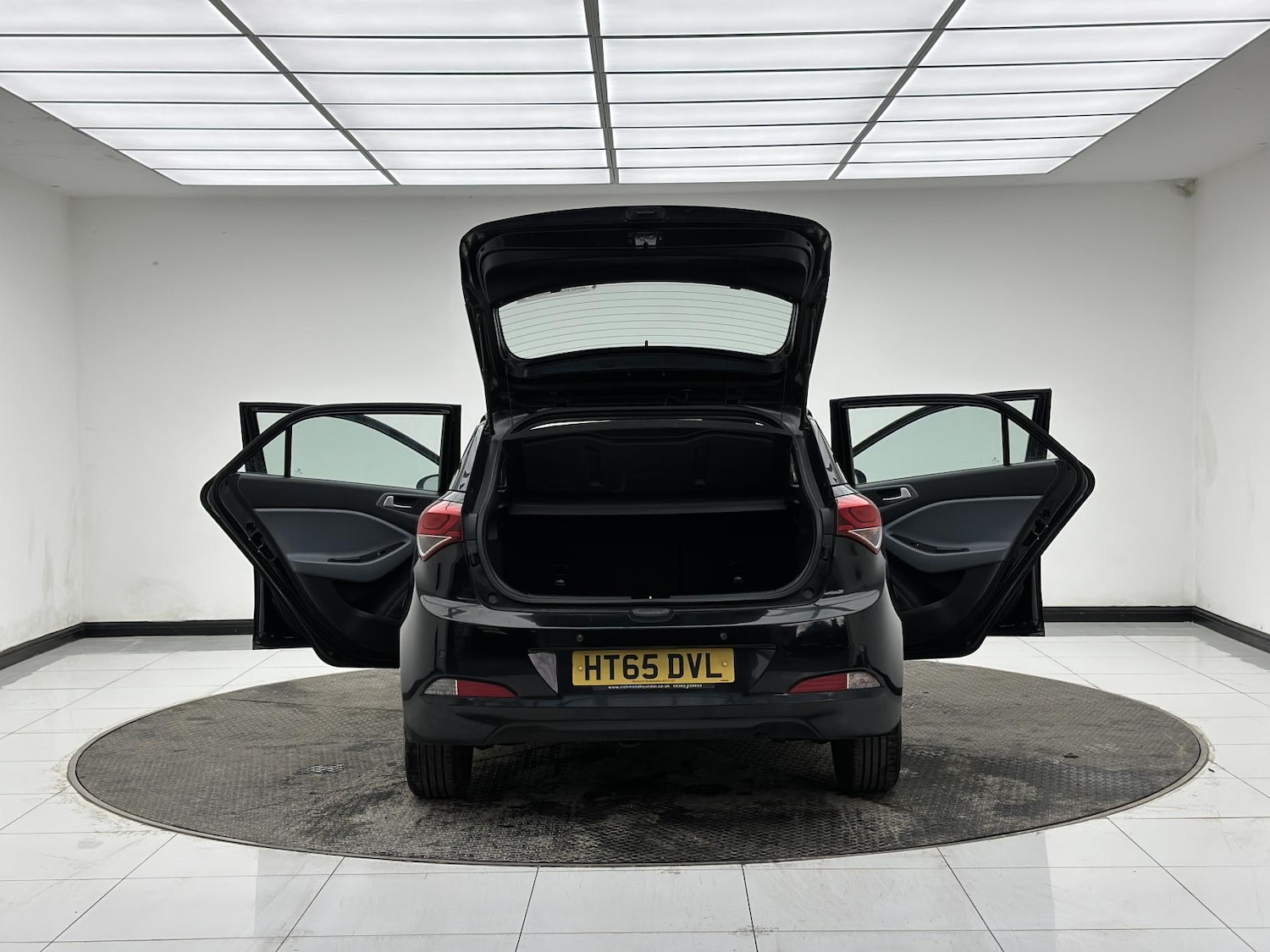 Used Hyundai i20 2015 for sale - 77669440: Photo 15