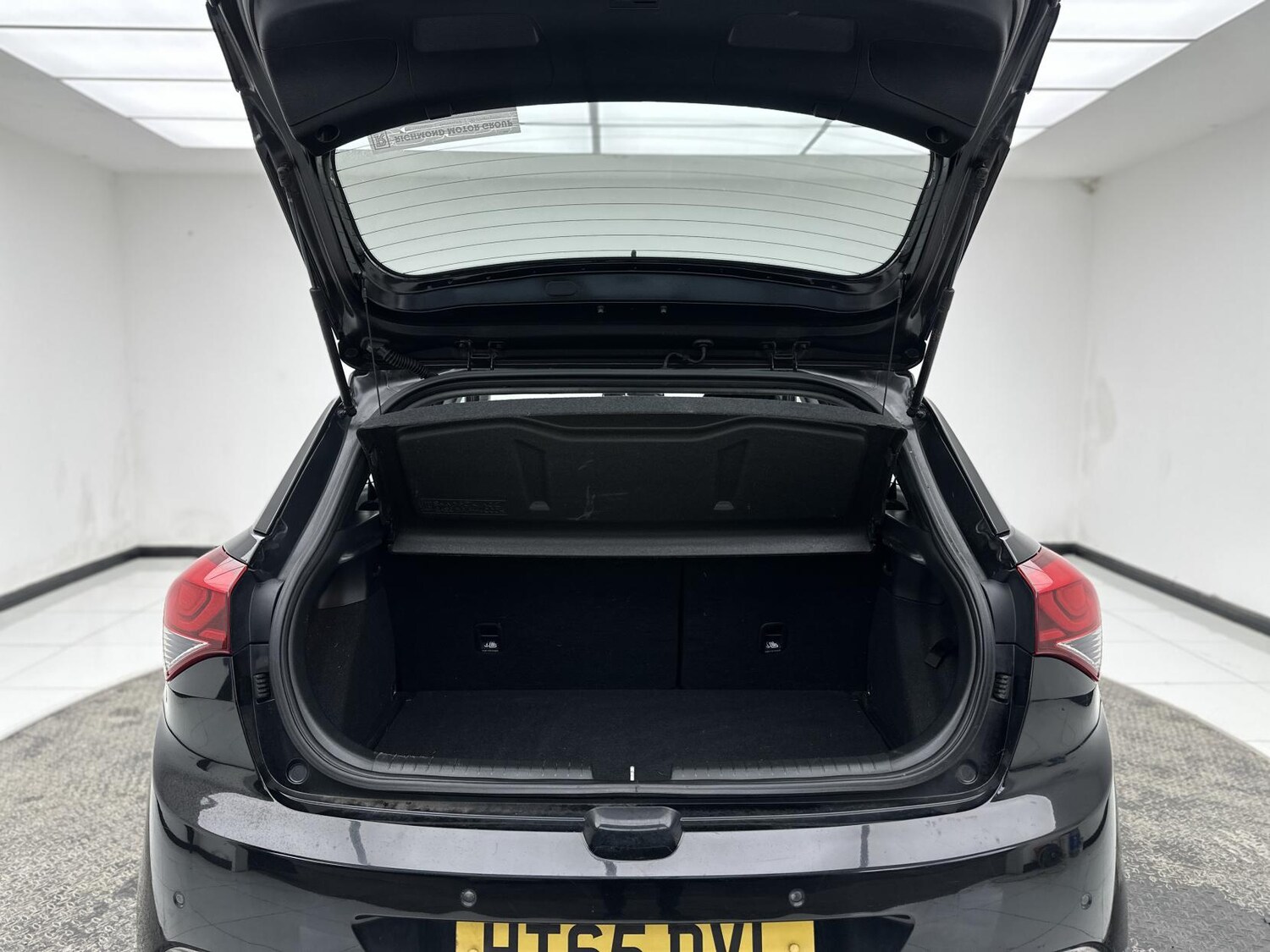 Used Hyundai i20 2015 for sale - 77669440: Photo 16