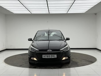 Used Hyundai i20 2015 for sale - 77669440: Photo