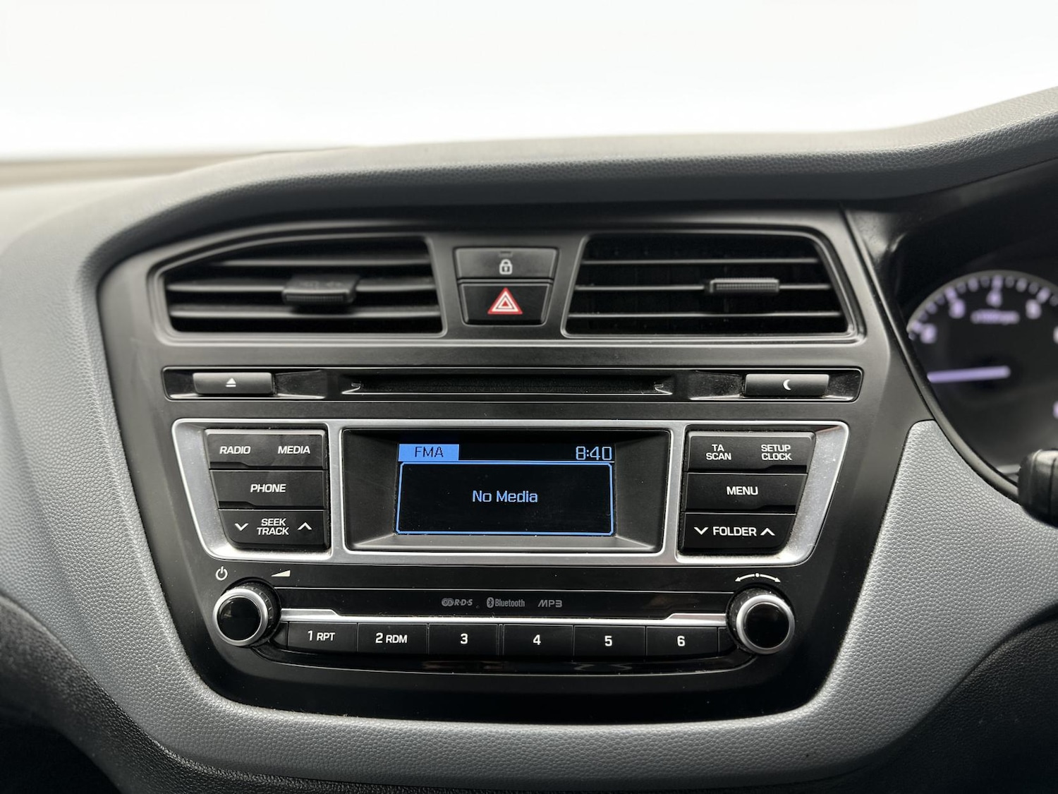 Used Hyundai i20 2015 for sale - 77669440: Photo 42