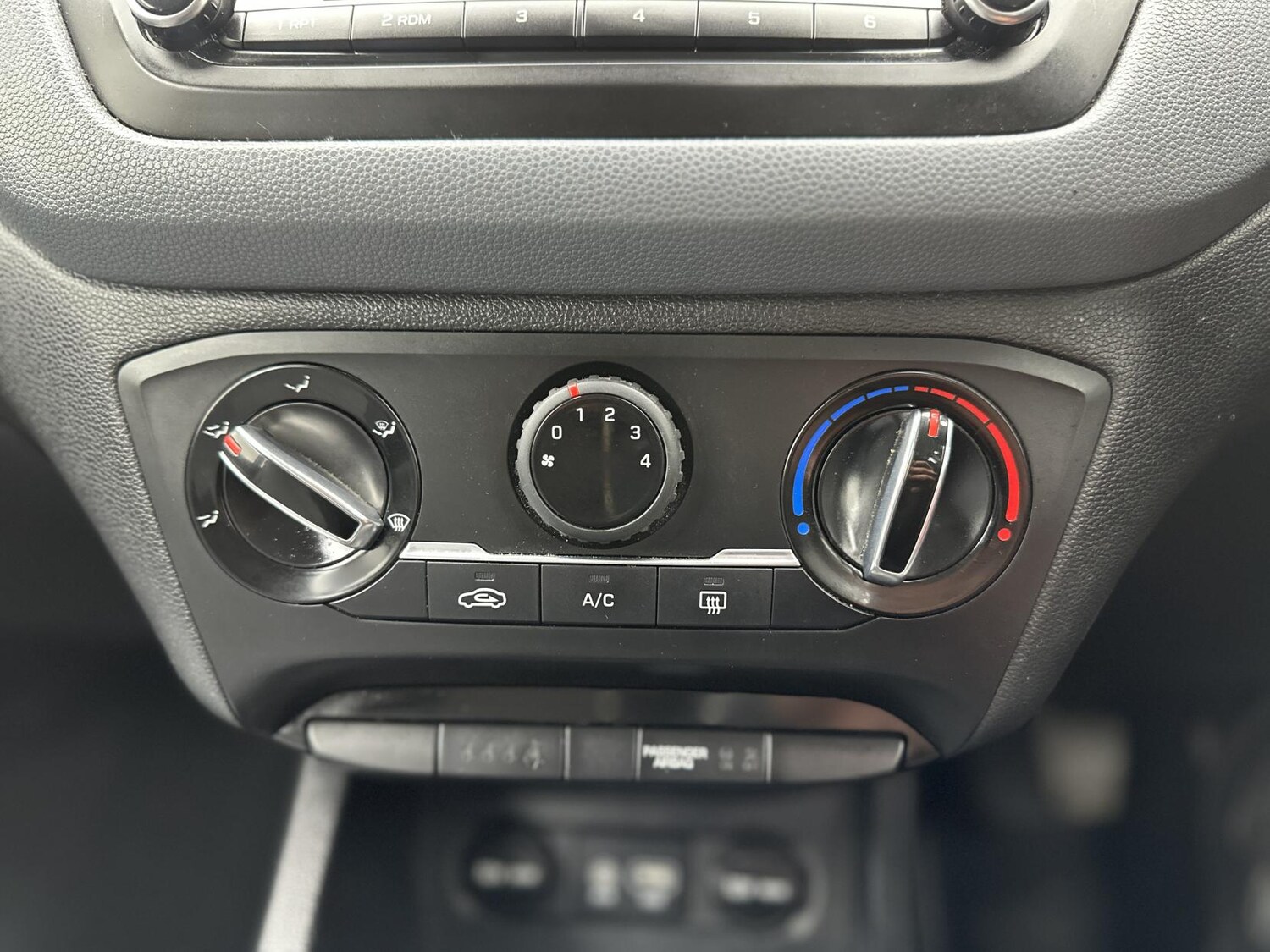 Used Hyundai i20 2015 for sale - 77669440: Photo 45