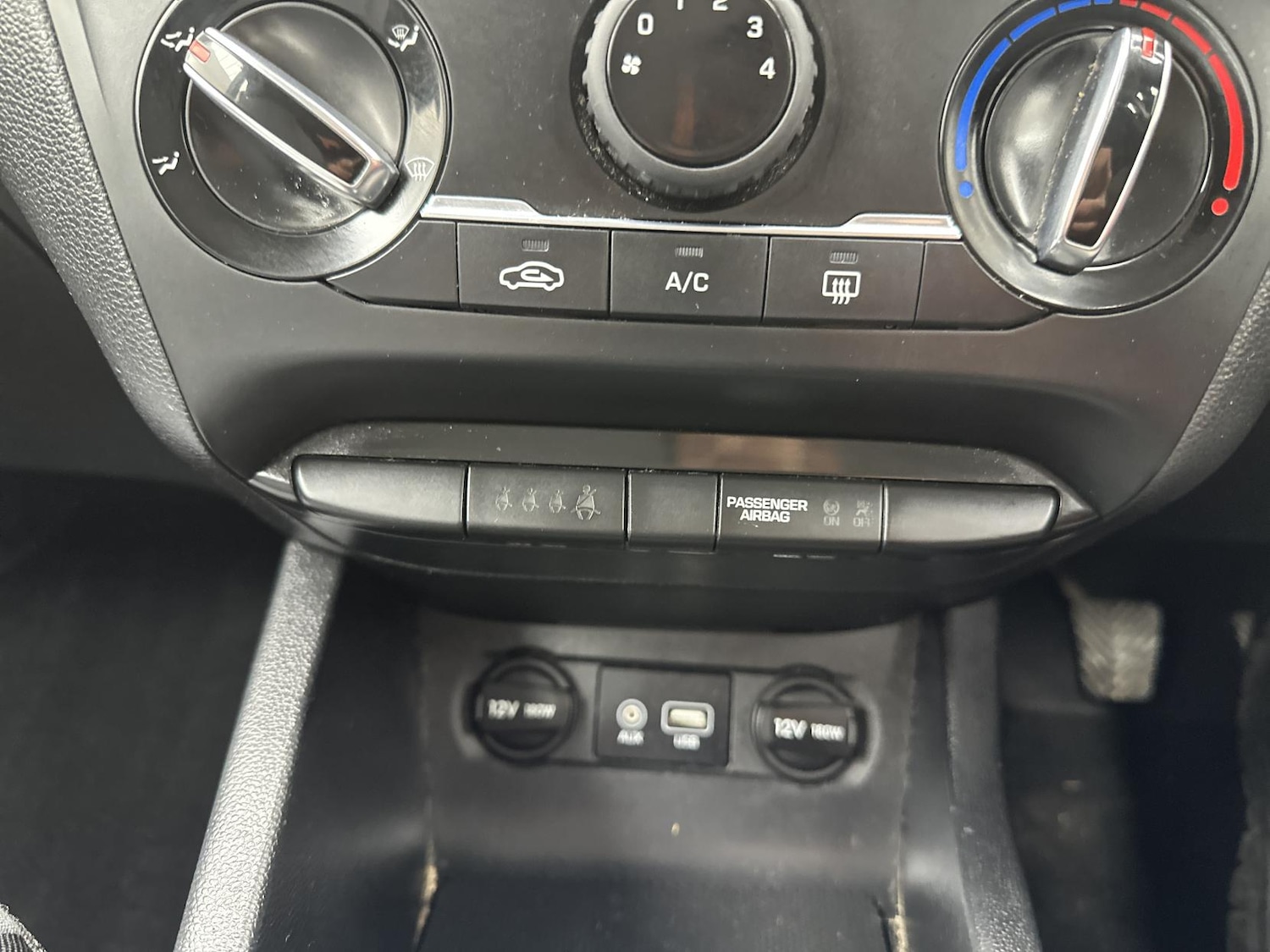 Used Hyundai i20 2015 for sale - 77669440: Photo 46