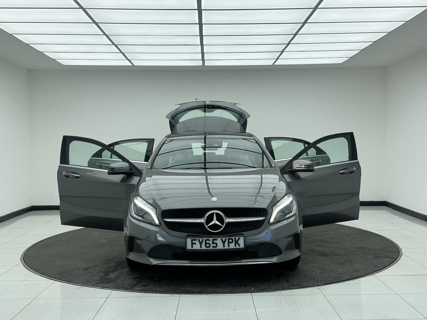 Used Mercedes-Benz A-Class 2015 for sale - 76652978: Photo 13