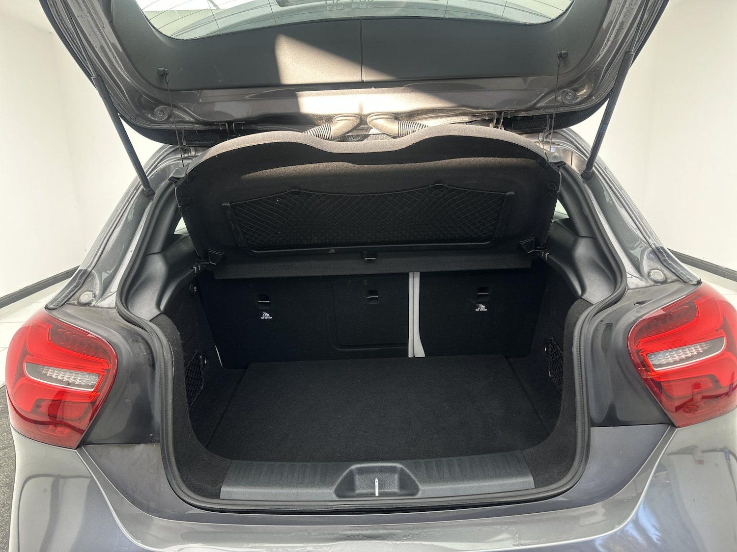 Used Mercedes-Benz A-Class 2015 for sale - 76652978: Photo 16