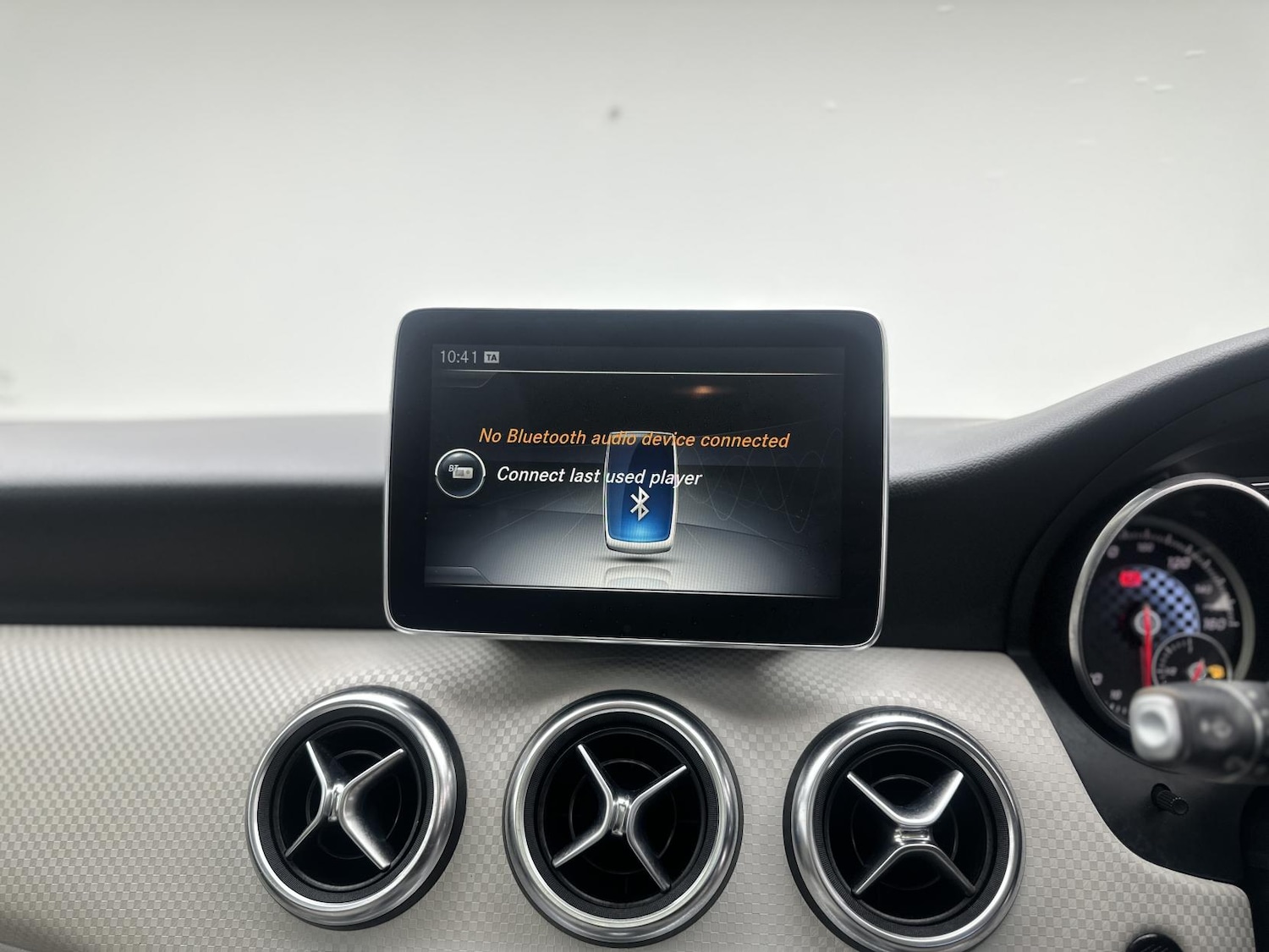 Used Mercedes-Benz A-Class 2015 for sale - 76652978: Photo 46