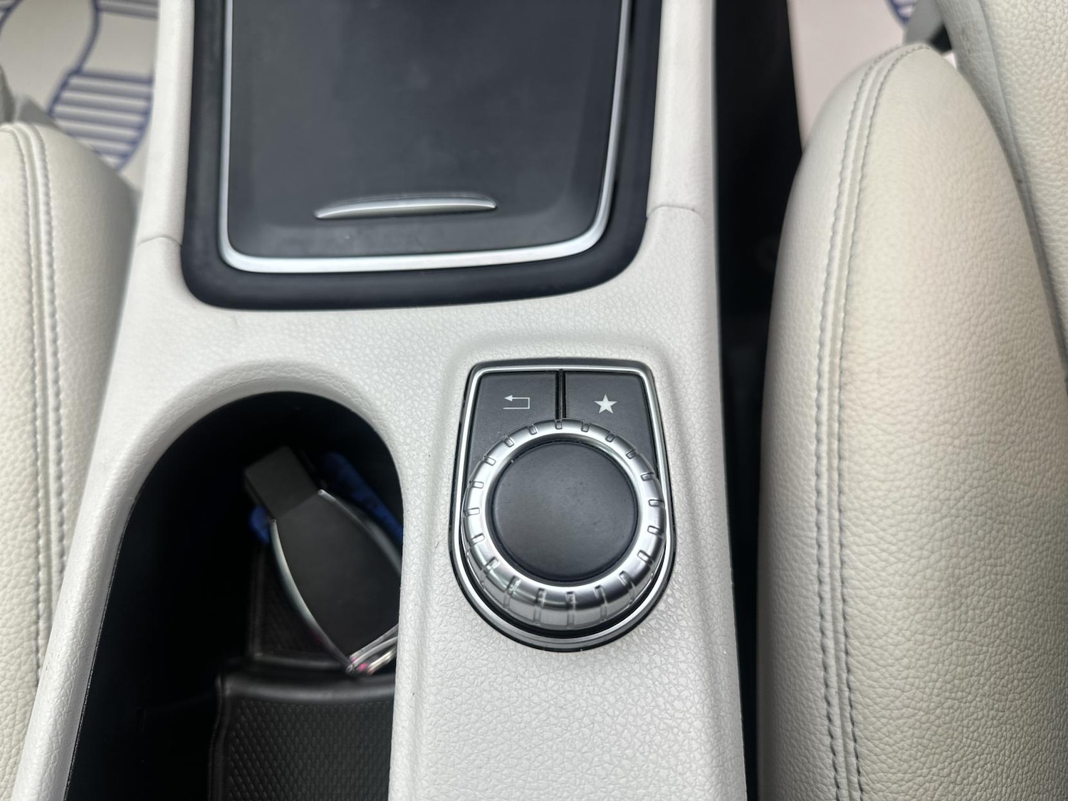 Used Mercedes-Benz A-Class 2015 for sale - 76652978: Photo 54