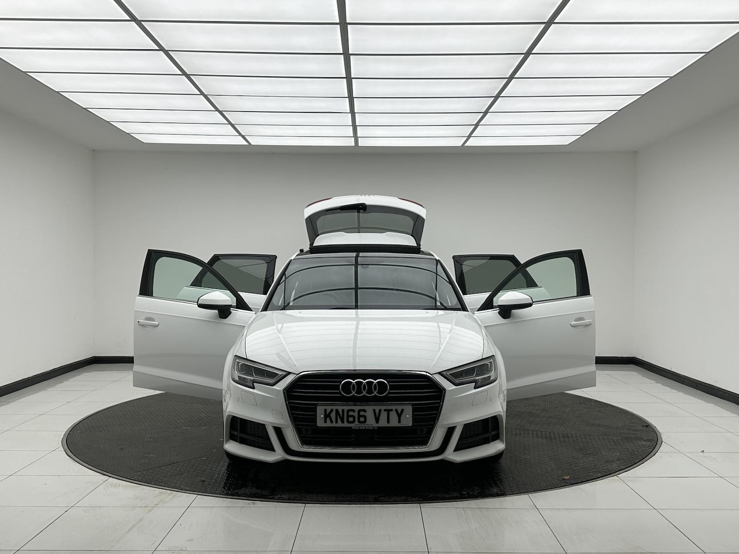 Used Audi A3 2016 for sale - 76606436: Photo 12