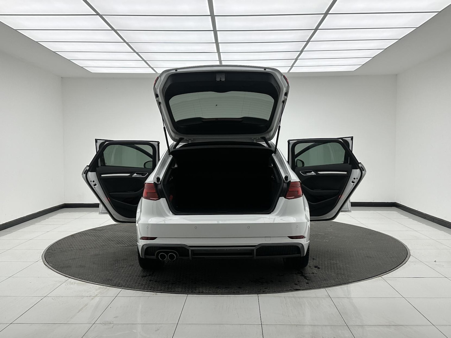 Used Audi A3 2016 for sale - 76606436: Photo 15