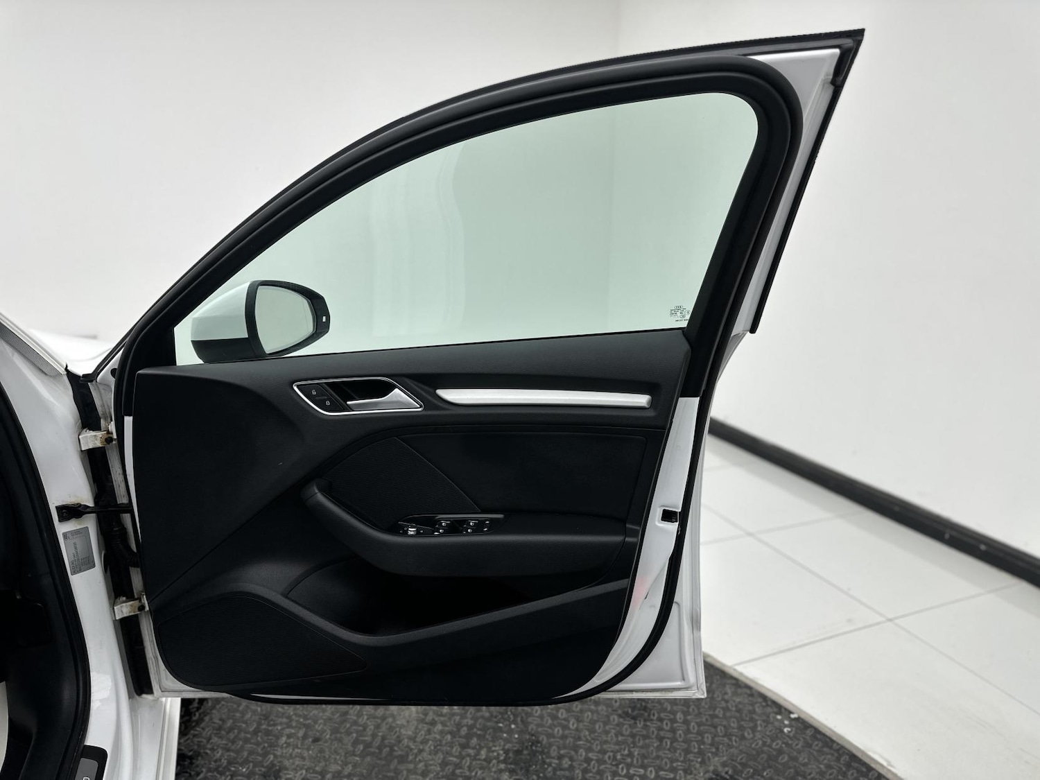 Used Audi A3 2016 for sale - 76606436: Photo 29