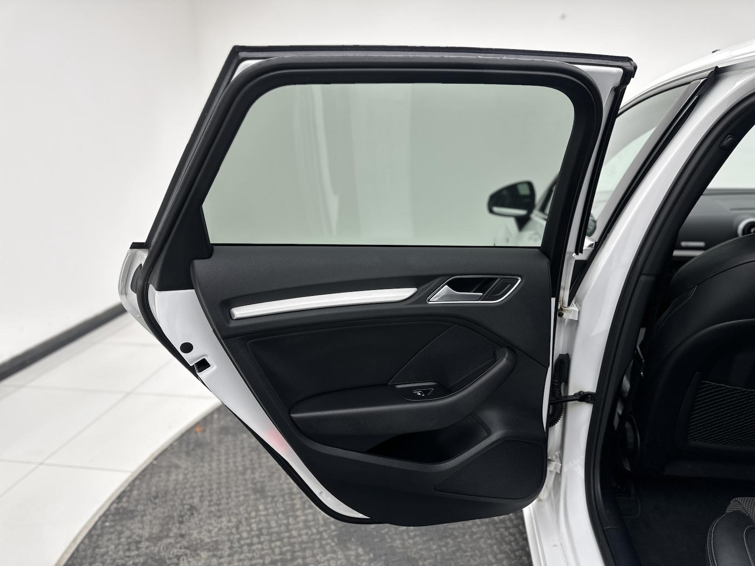 Used Audi A3 2016 for sale - 76606436: Photo 30