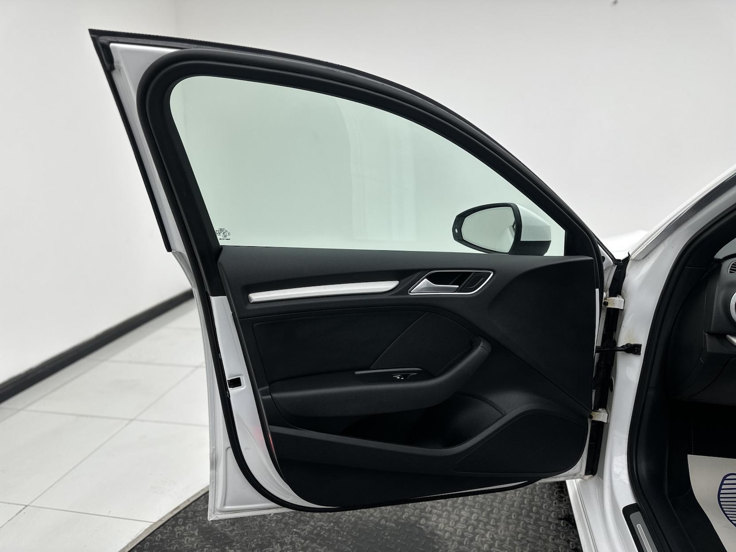 Used Audi A3 2016 for sale - 76606436: Photo 38