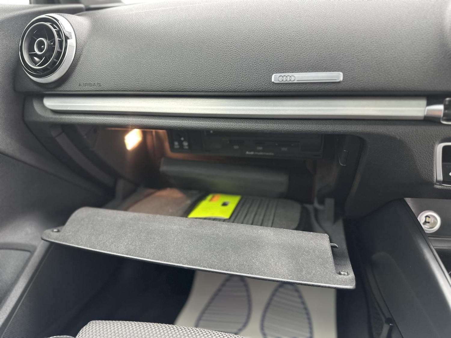 Used Audi A3 2016 for sale - 76606436: Photo 46