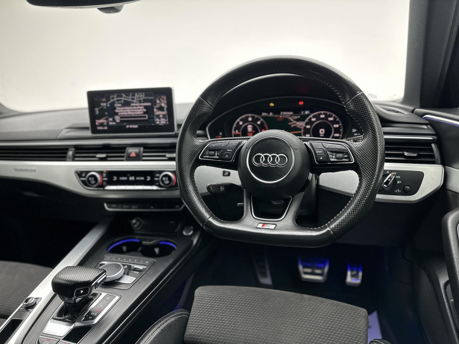 Used Audi A4 2017 for sale - 77063593: Photo 17