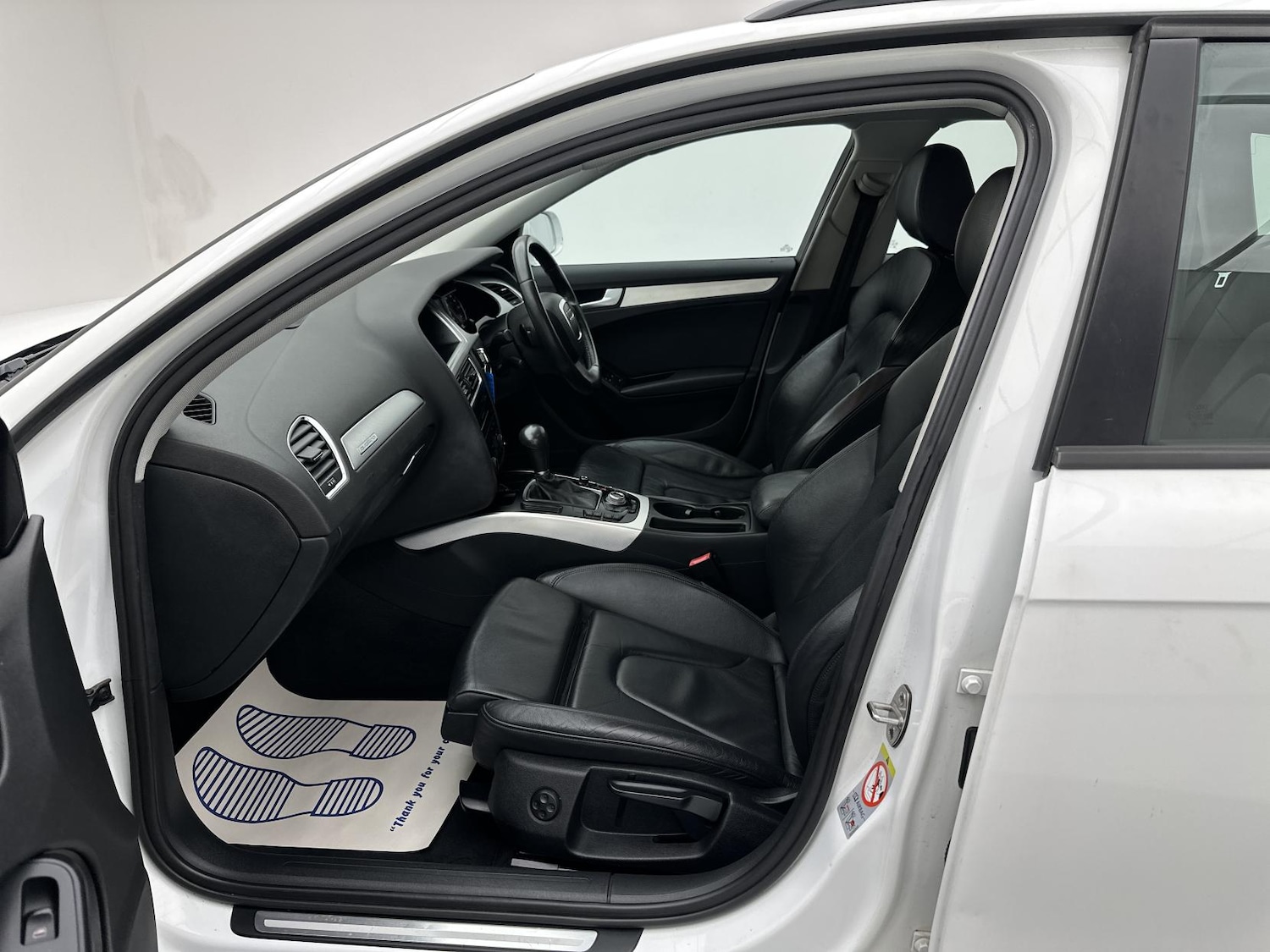 Used Audi A4 2011 for sale - 77385616: Photo 33