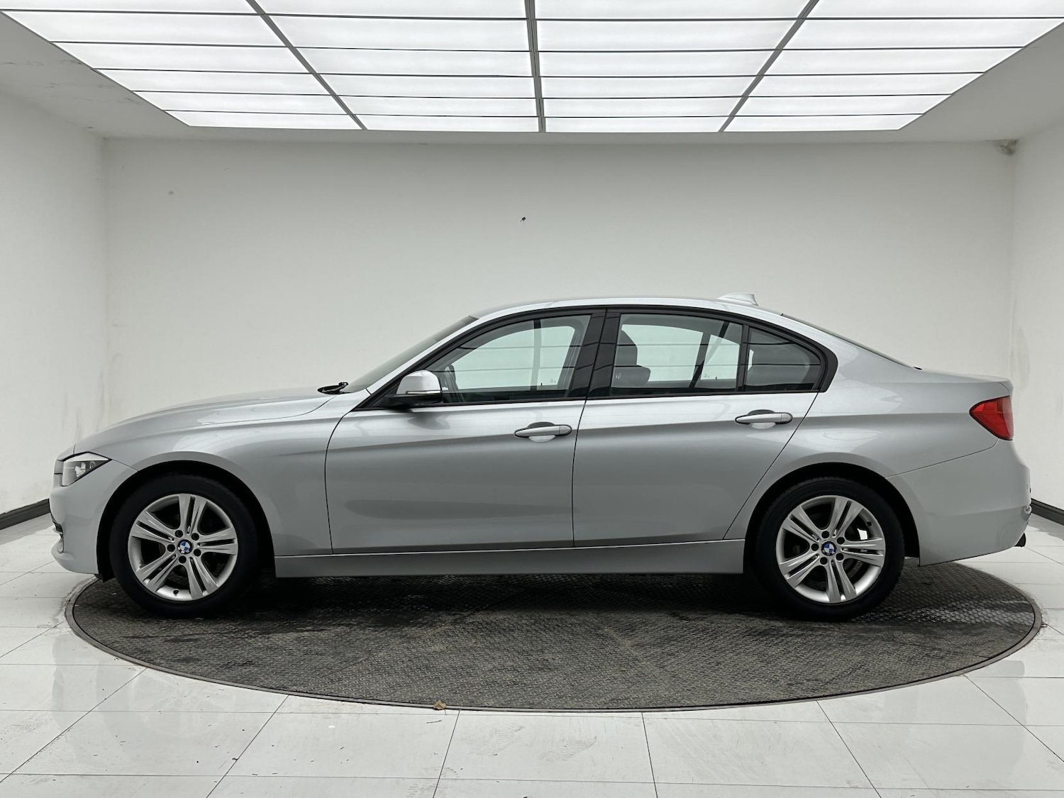 Used BMW 3 Series 2013 for sale - 78152961: Photo 10