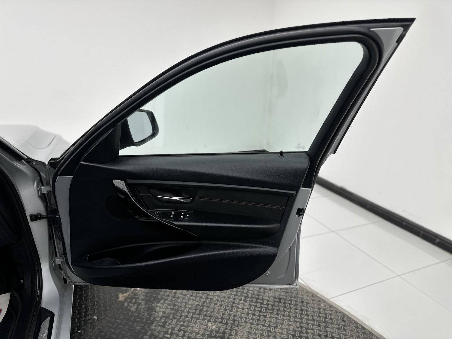 Used BMW 3 Series 2013 for sale - 78152961: Photo 17