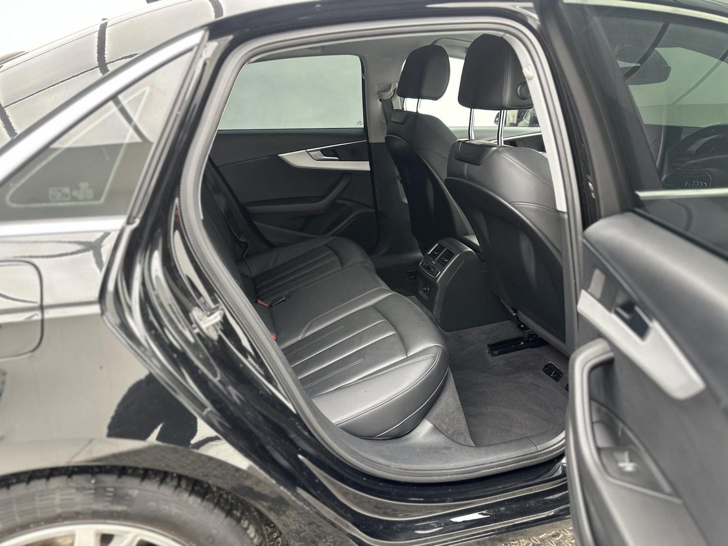 Used Audi A4 2018 for sale - 77950907: Photo 19