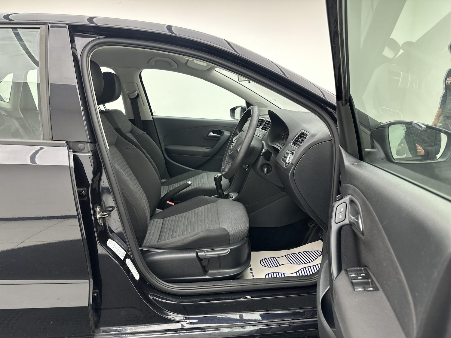 Used Volkswagen Polo 2010 for sale - 76895164: Photo 20