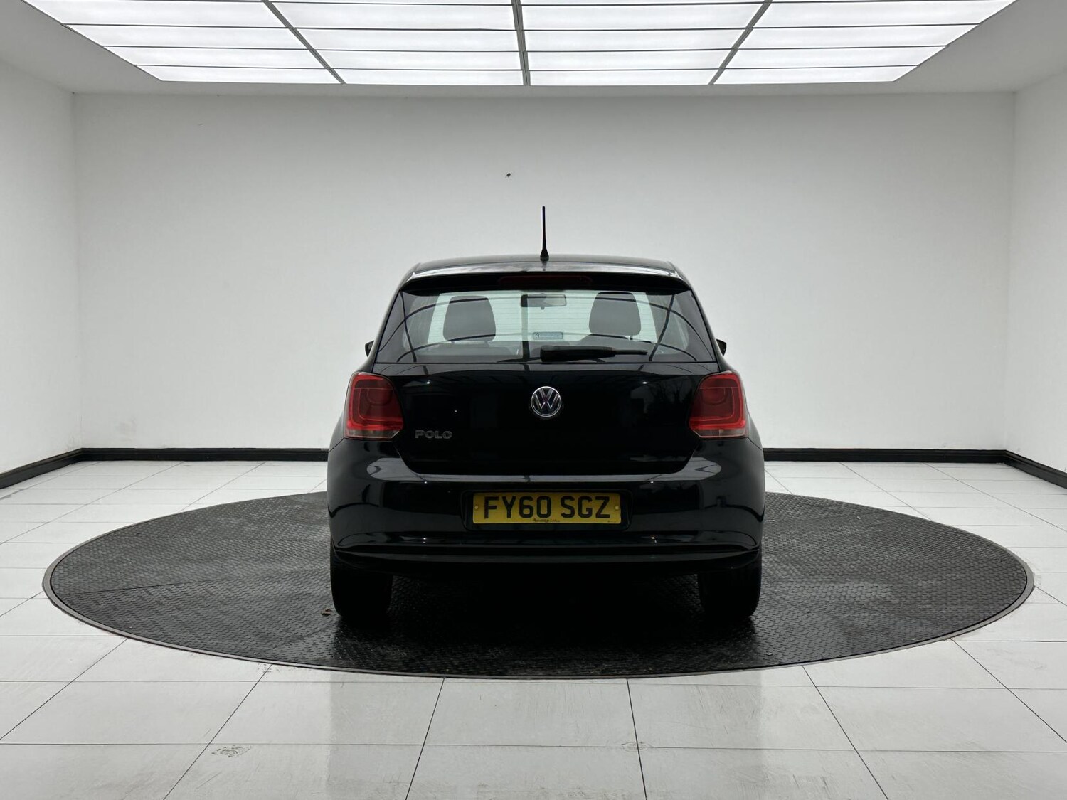 Used Volkswagen Polo 2010 for sale - 76895164: Photo 6