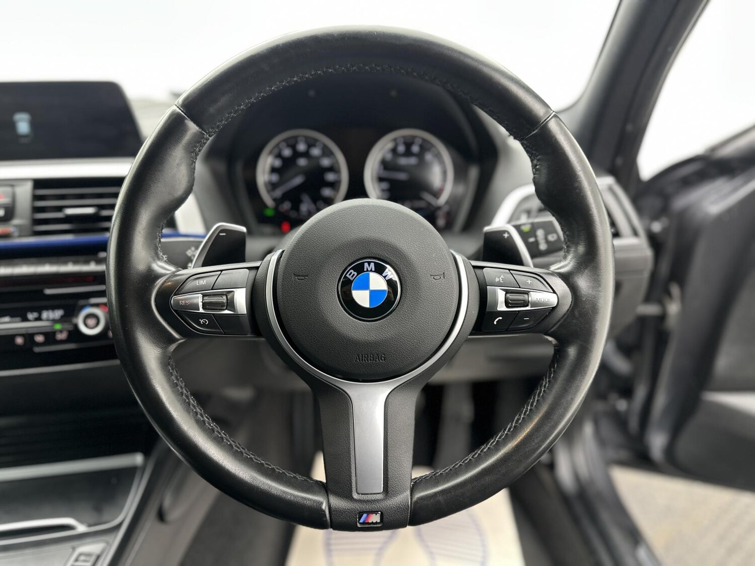 Used BMW 1 Series 2018 for sale - 77466077: Photo 35
