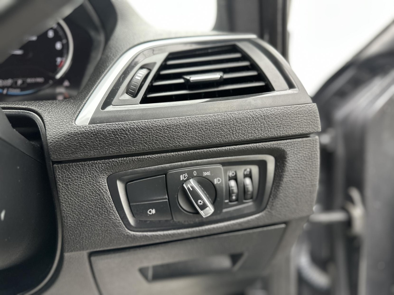 Used BMW 1 Series 2018 for sale - 77466077: Photo 41