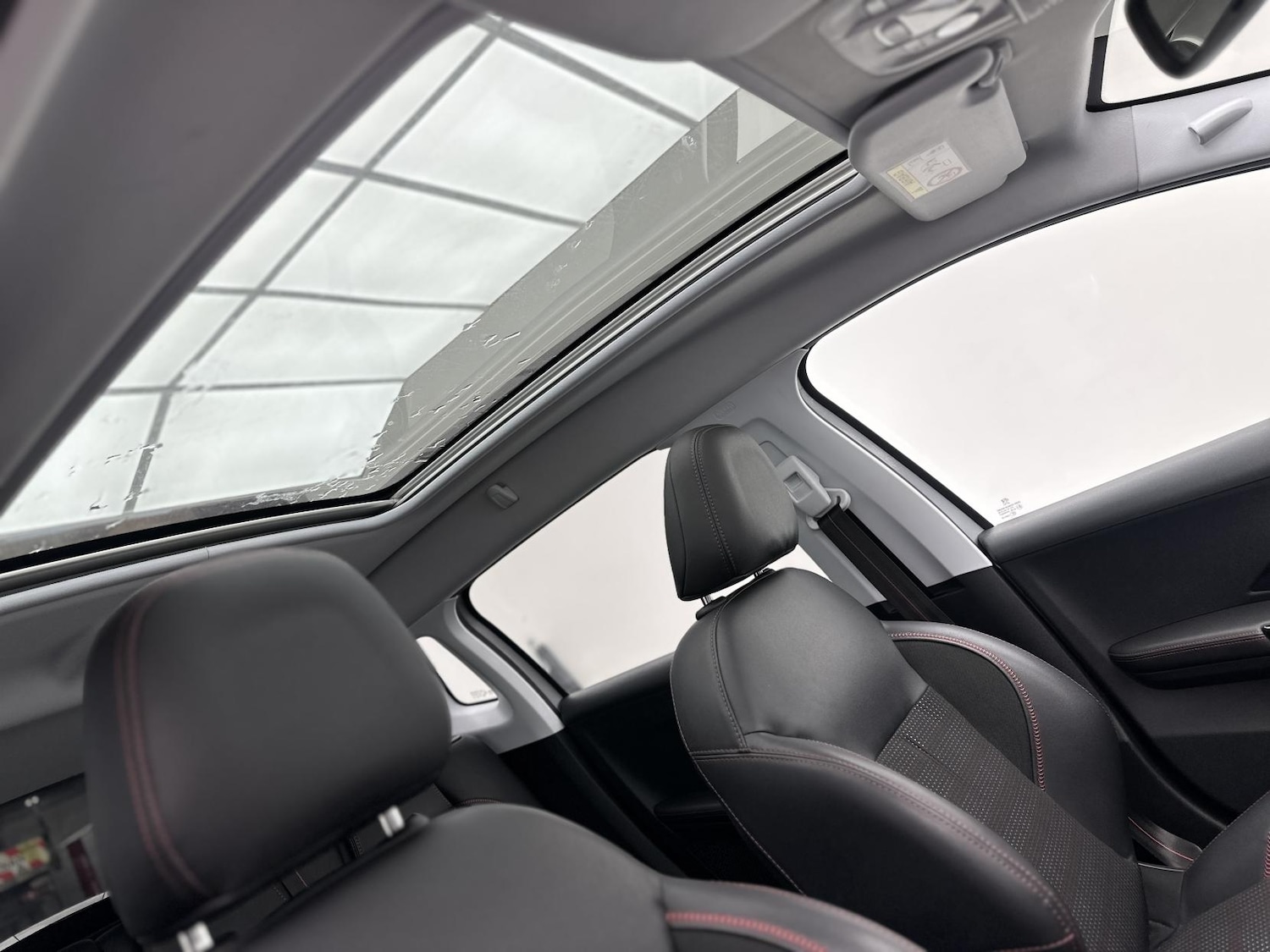 Used Peugeot 2008 2017 for sale - 76188384: Photo 10