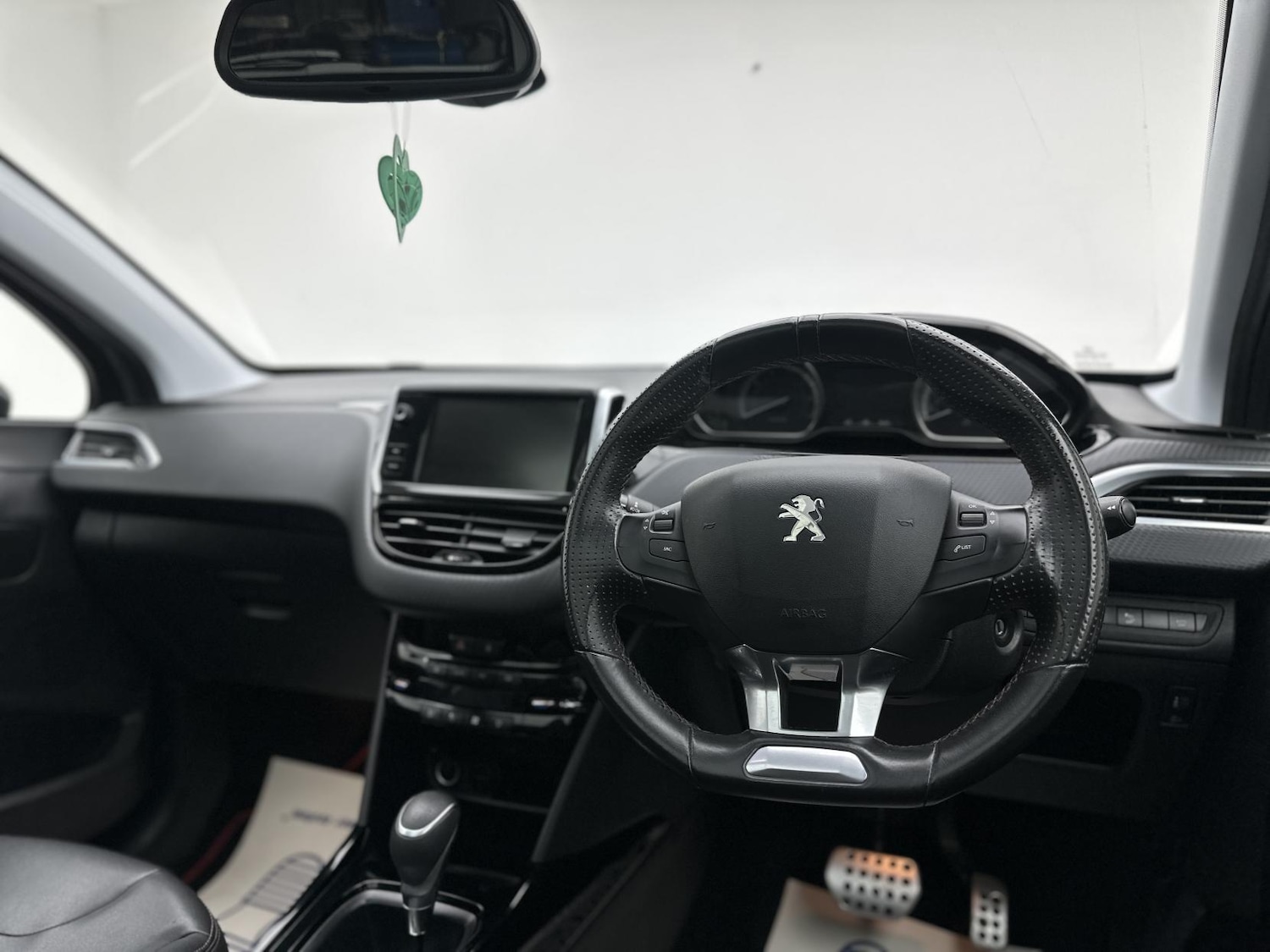 Used Peugeot 2008 2017 for sale - 76188384: Photo 21