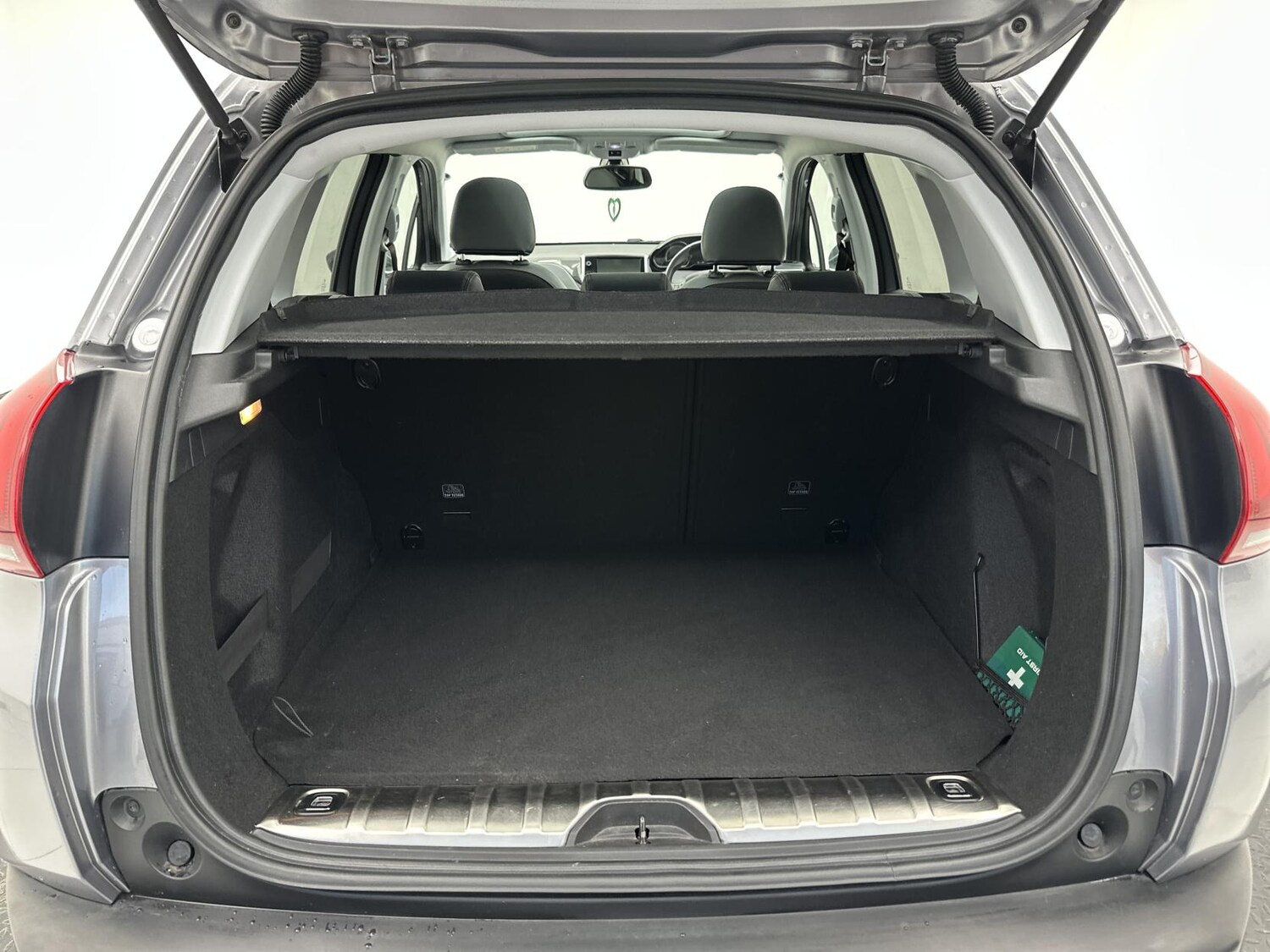 Used Peugeot 2008 2017 for sale - 76188384: Photo 22