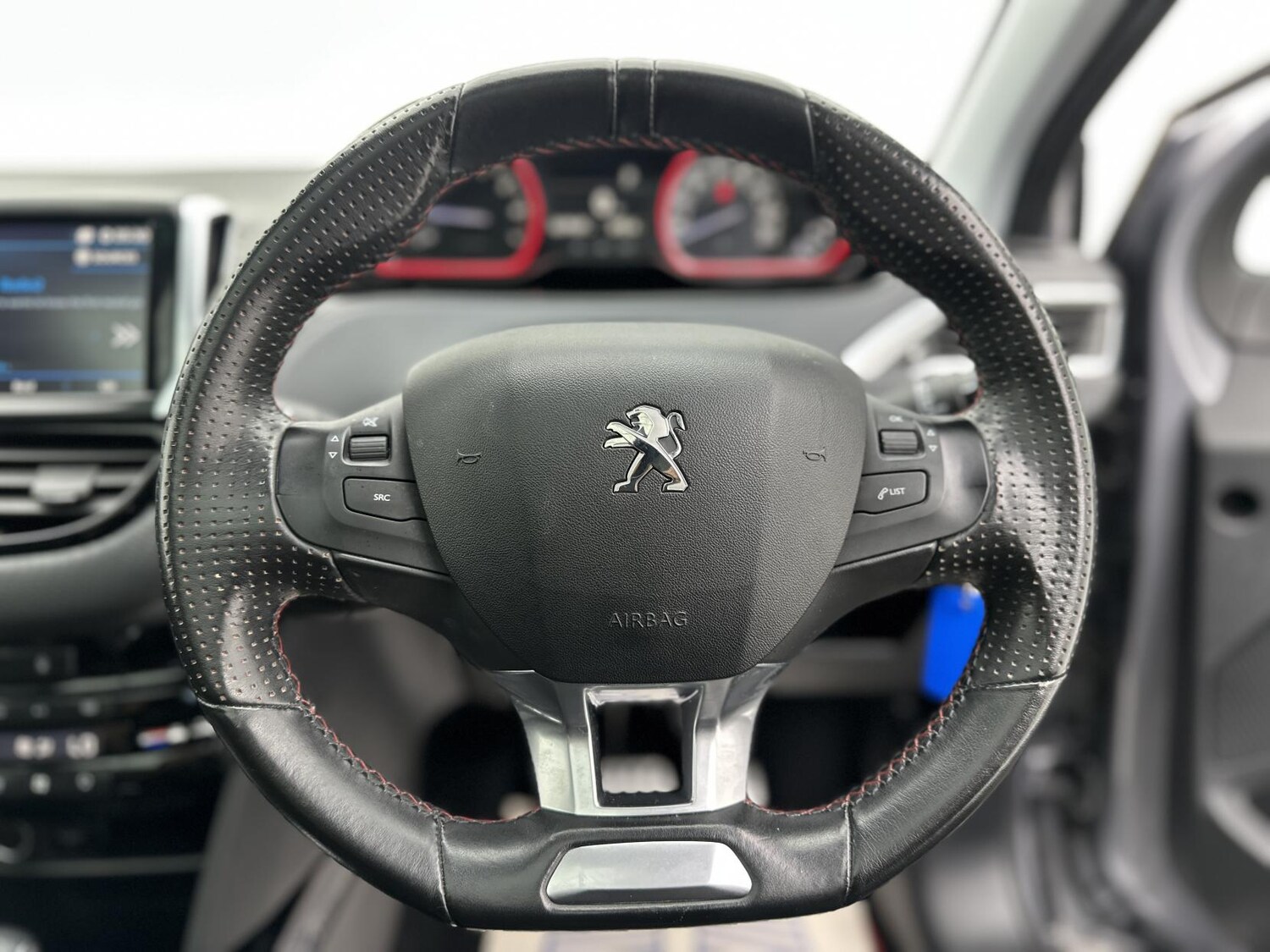 Used Peugeot 2008 2017 for sale - 76188384: Photo 36