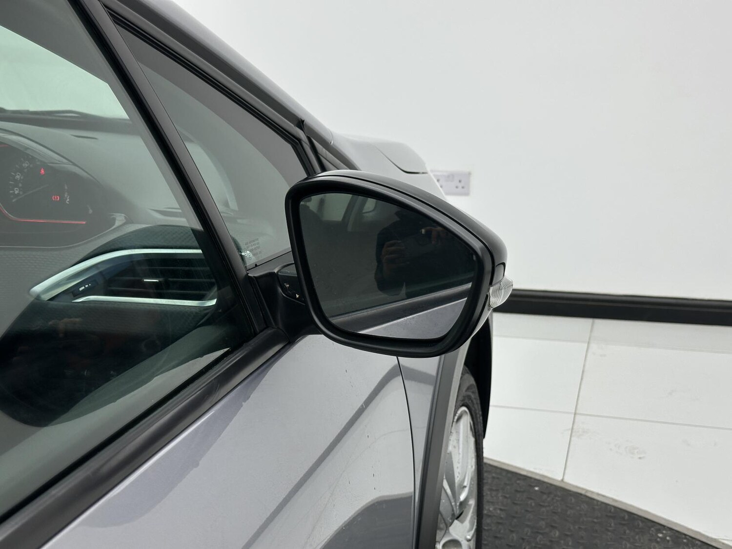 Used Peugeot 2008 2017 for sale - 76188384: Photo 56