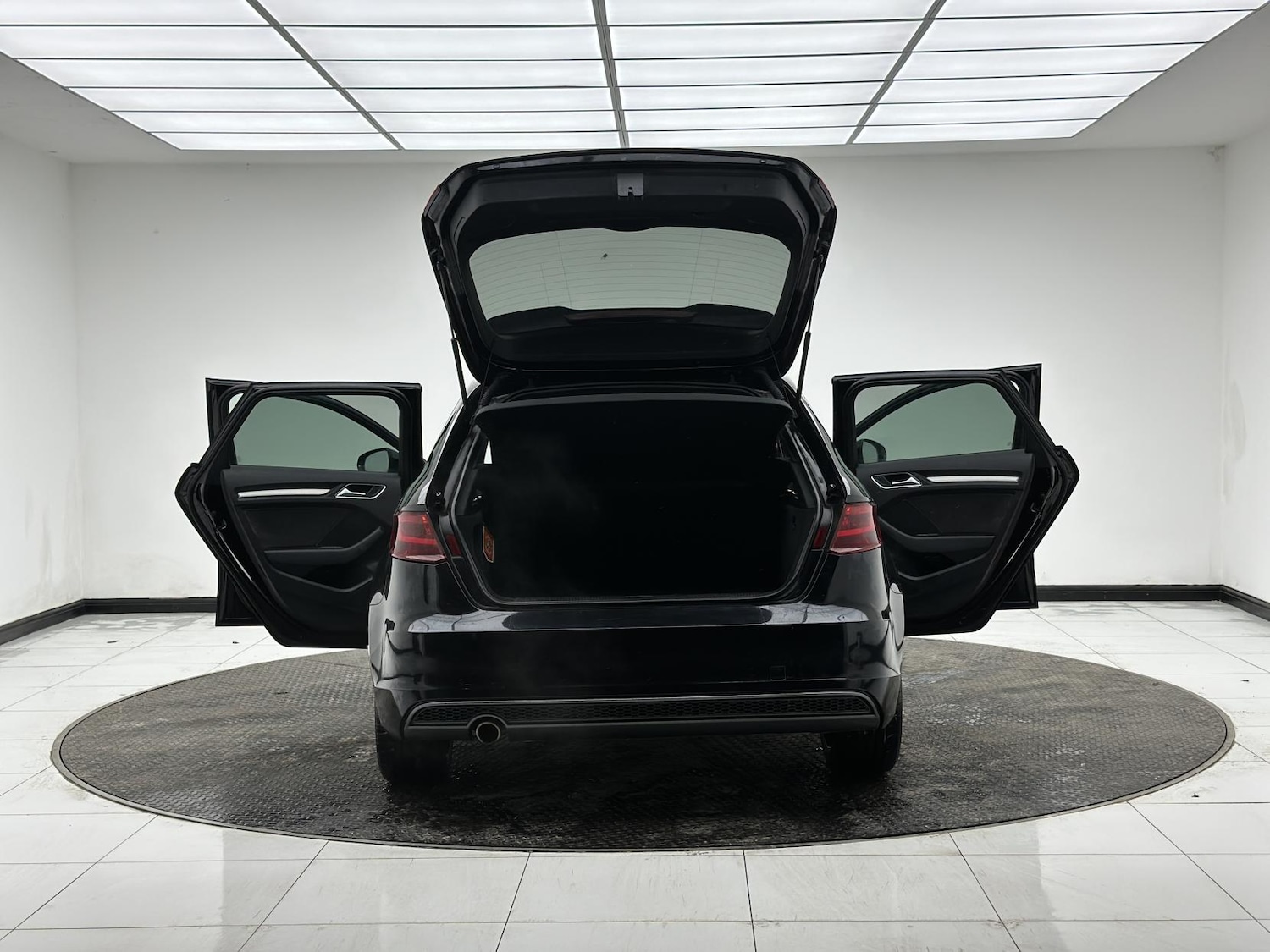 Used Audi A3 2015 for sale - 77393601: Photo 12