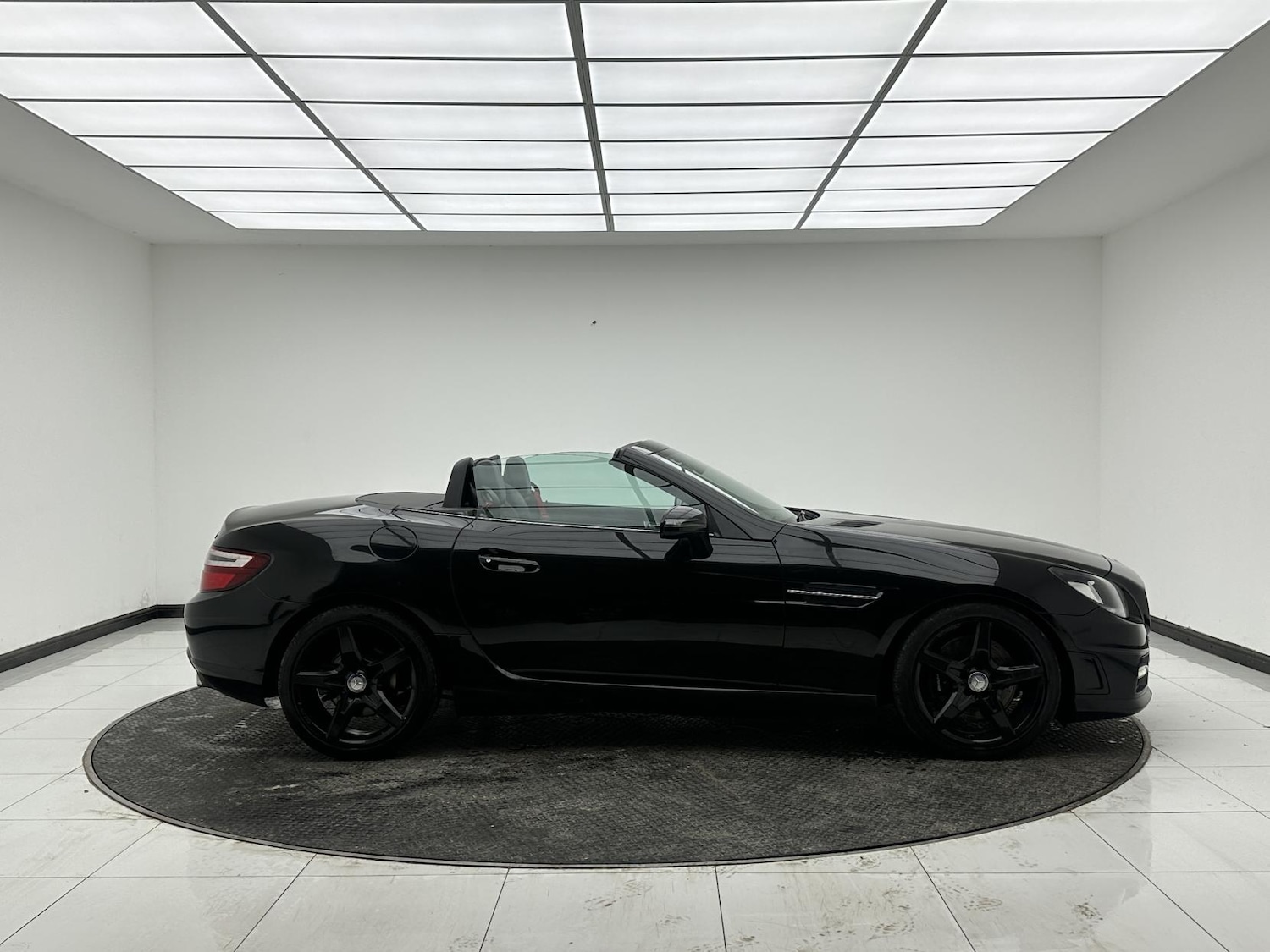 Used Mercedes-Benz SLK 2016 for sale - 77097098: Photo 18