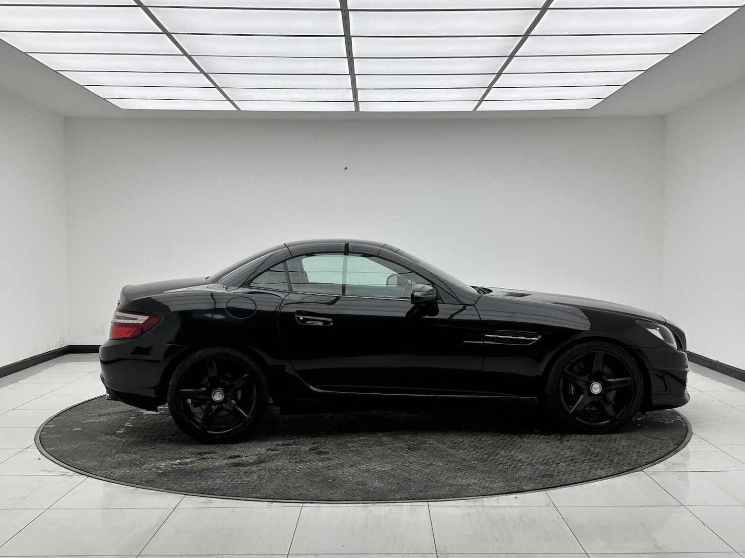 Used Mercedes-Benz SLK 2016 for sale - 77097098: Photo 9