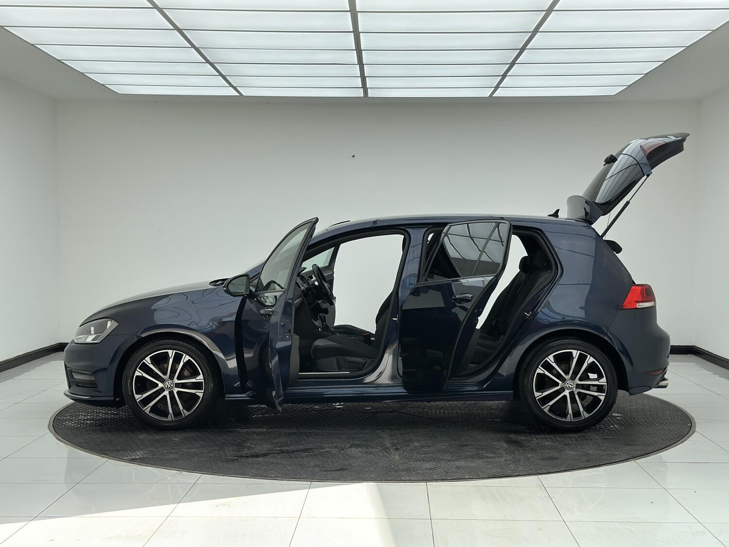 Used Volkswagen Golf 2015 for sale - 76131382: Photo 15