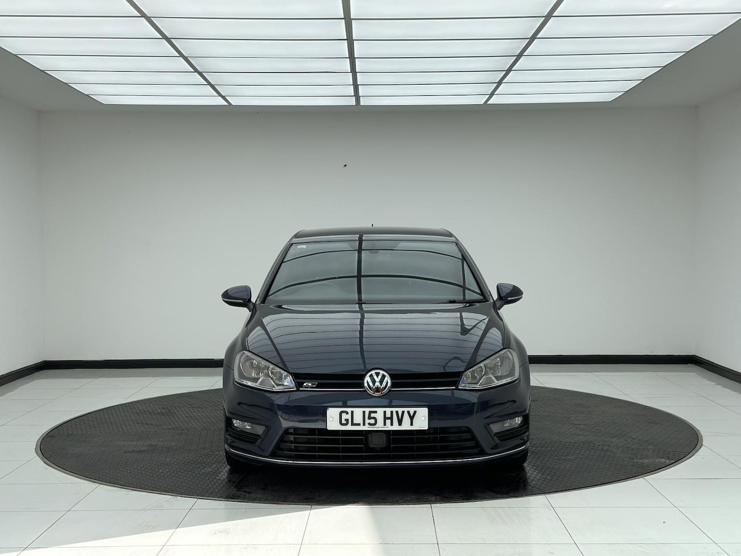 Used Volkswagen Golf 2015 for sale - 76131382: Photo 2