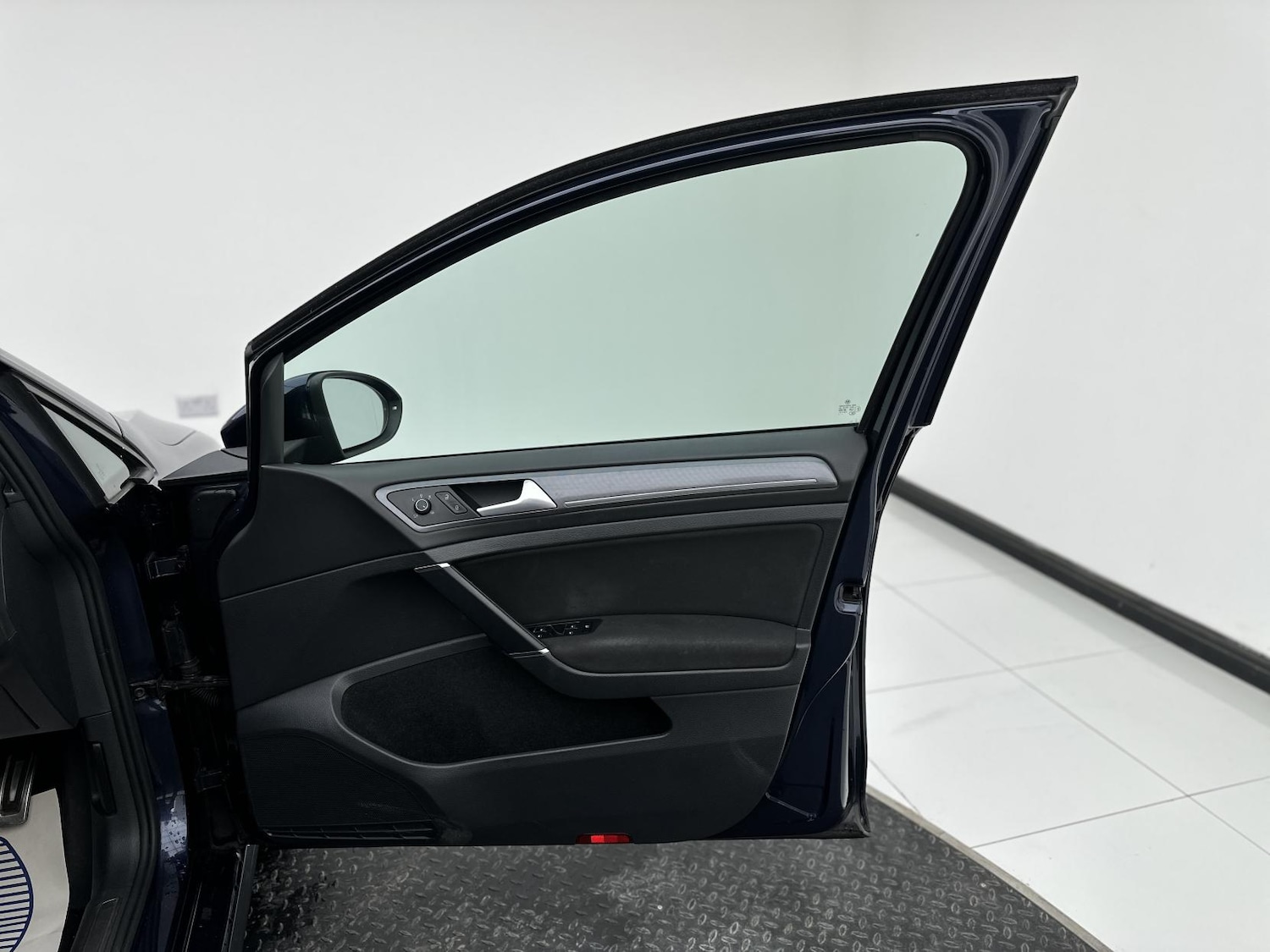 Used Volkswagen Golf 2015 for sale - 76131382: Photo 20