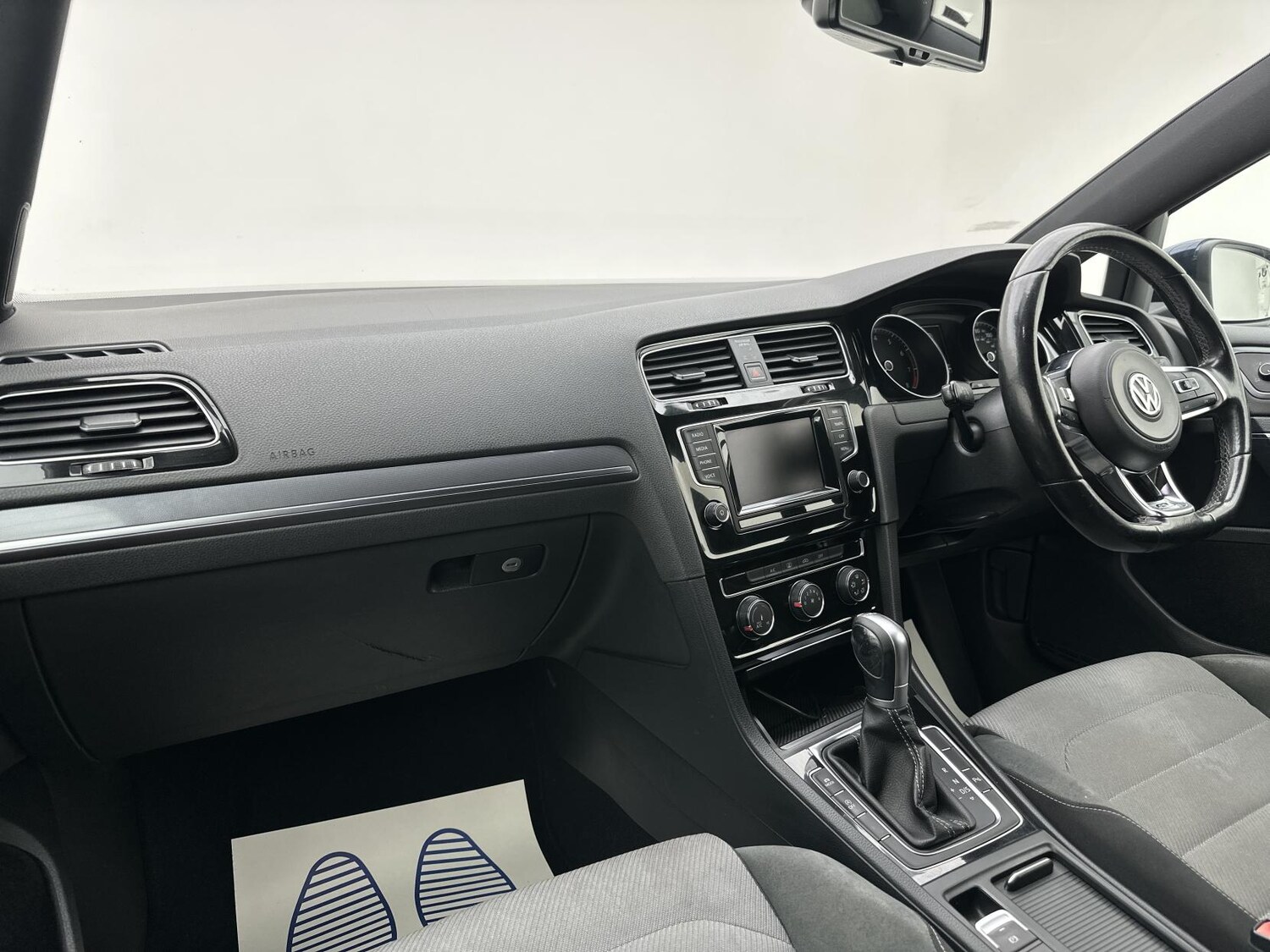 Used Volkswagen Golf 2015 for sale - 76131382: Photo 30