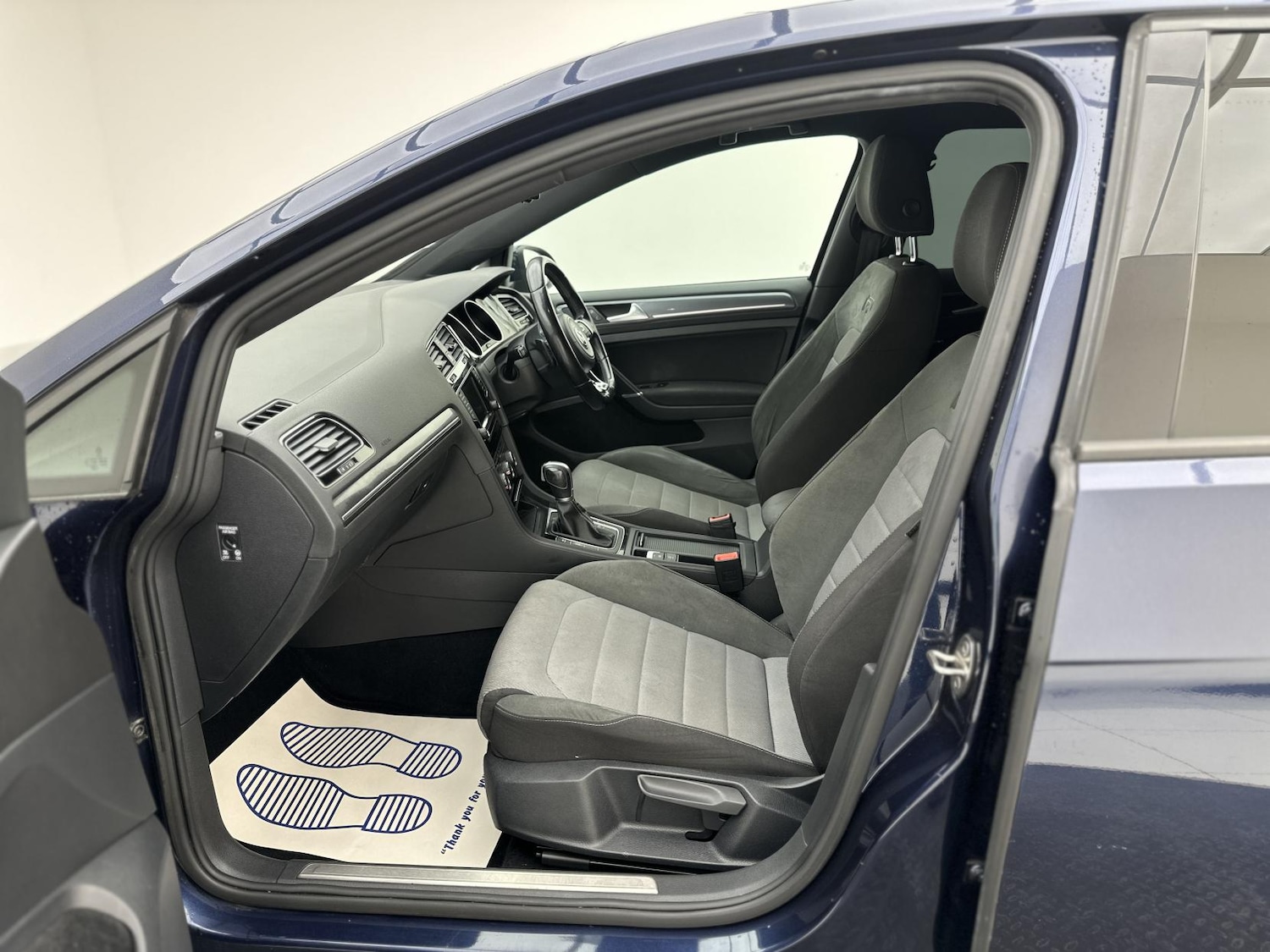 Used Volkswagen Golf 2015 for sale - 76131382: Photo 31