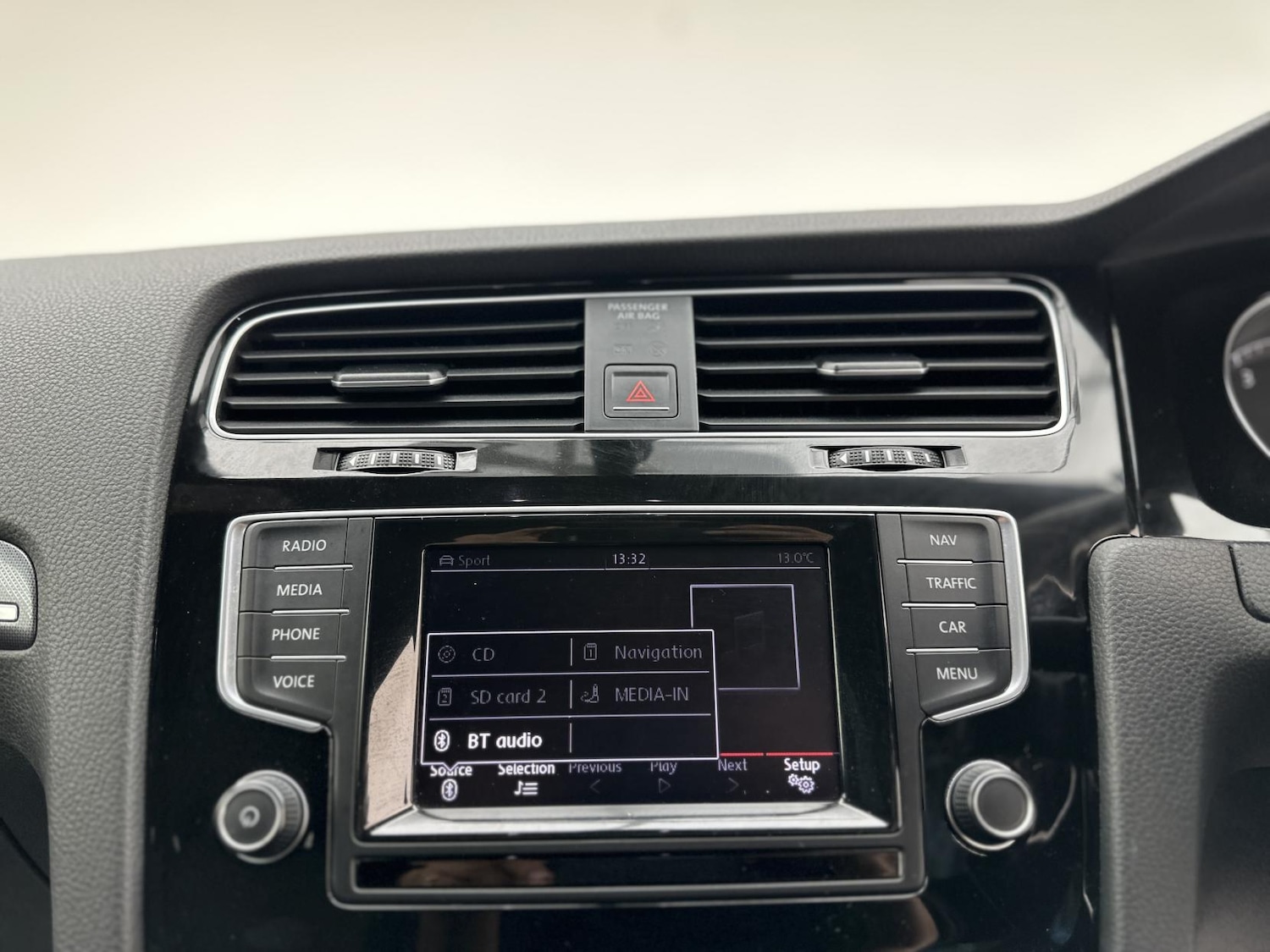 Used Volkswagen Golf 2015 for sale - 76131382: Photo 42