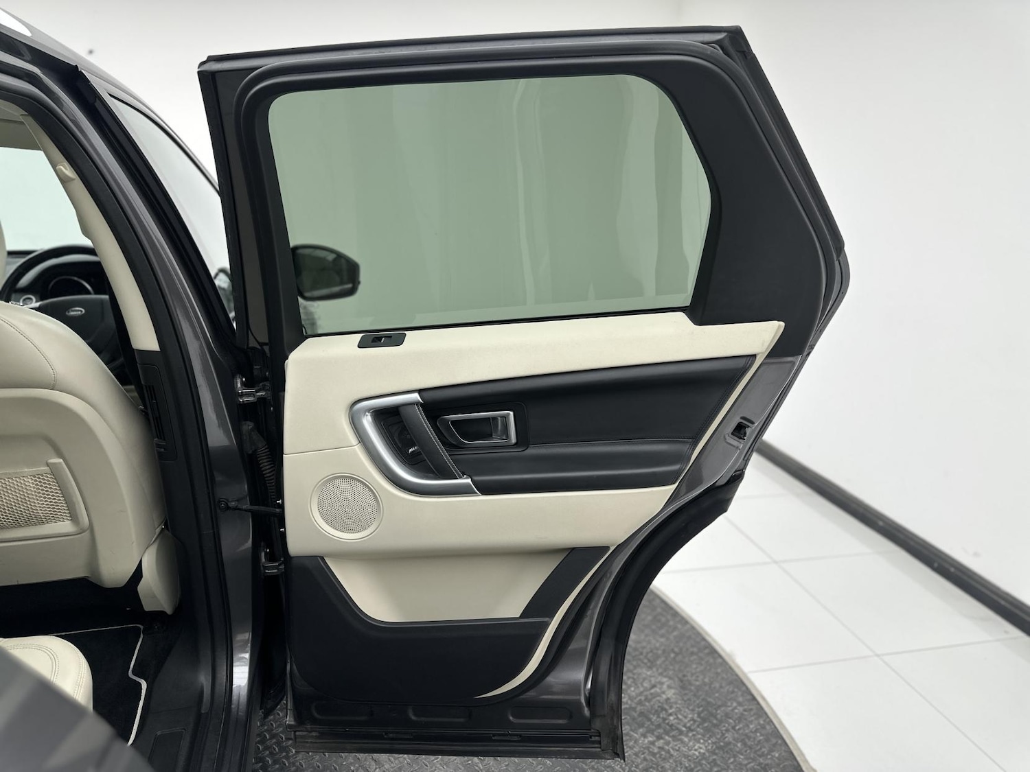 Vehicle 25