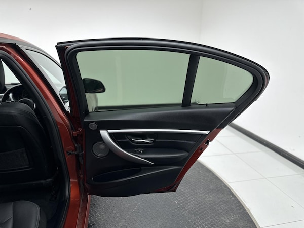 Used BMW 3 Series 2017 for sale - 76306111: Photo 20
