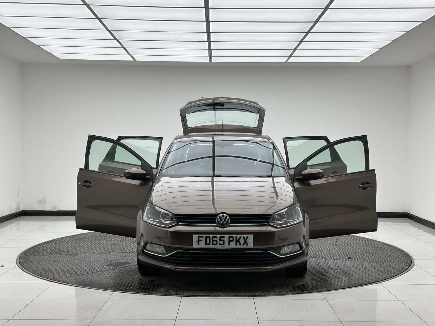 Used Volkswagen Polo 2015 for sale - 77371096: Photo 13