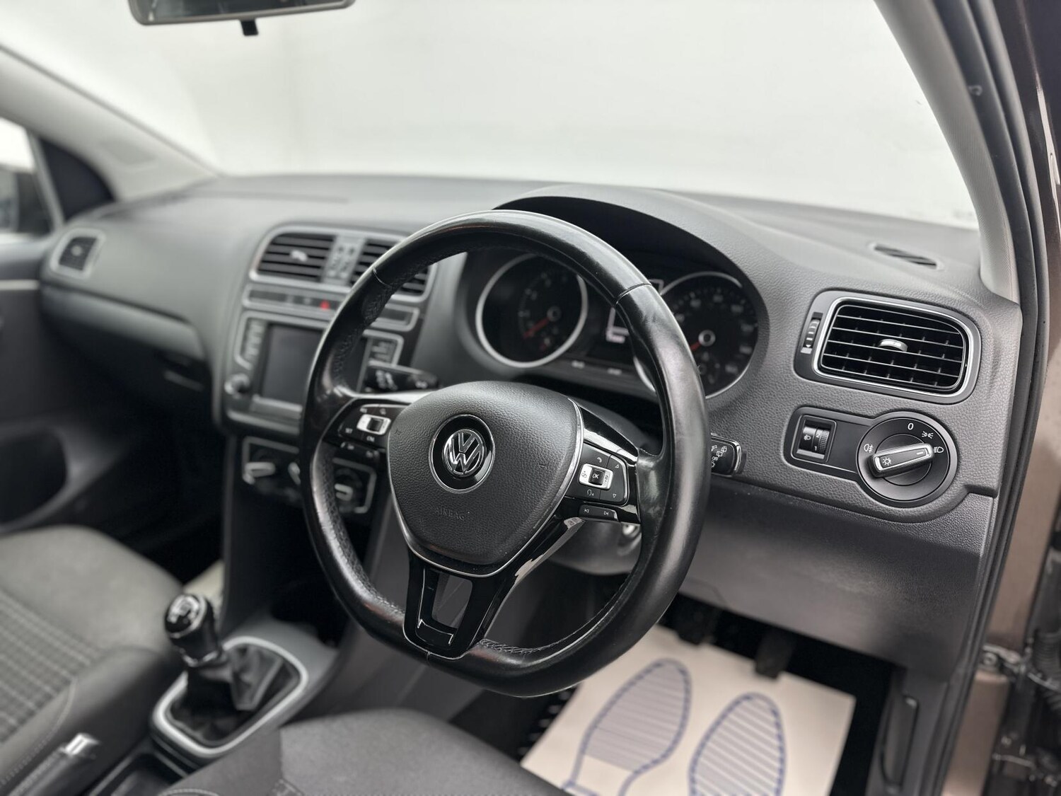 Used Volkswagen Polo 2015 for sale - 77371096: Photo 21