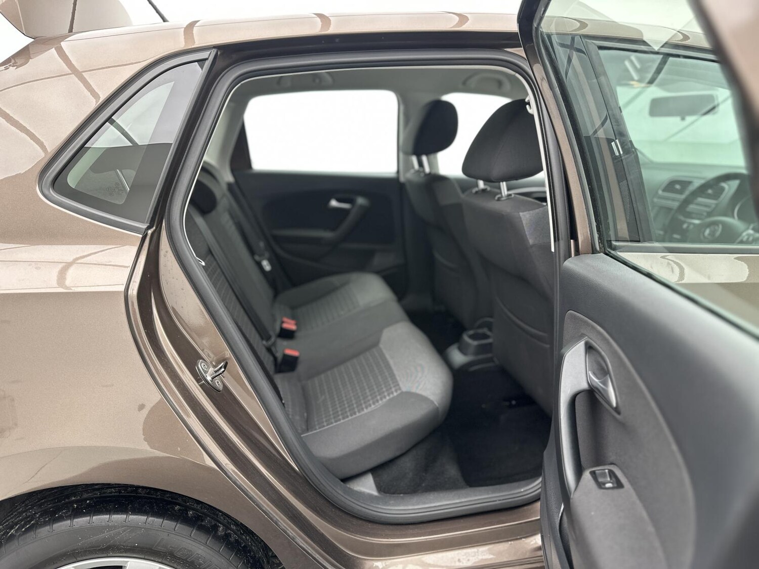 Used Volkswagen Polo 2015 for sale - 77371096: Photo 30