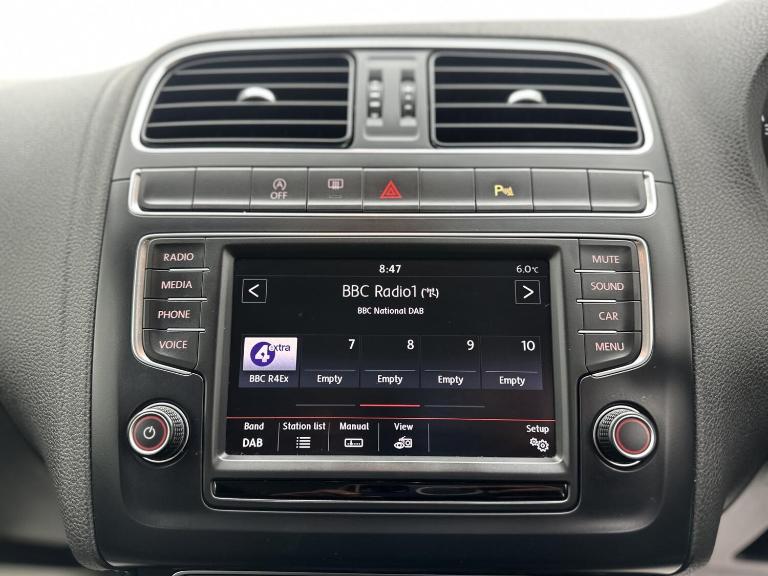 Used Volkswagen Polo 2015 for sale - 77371096: Photo 44