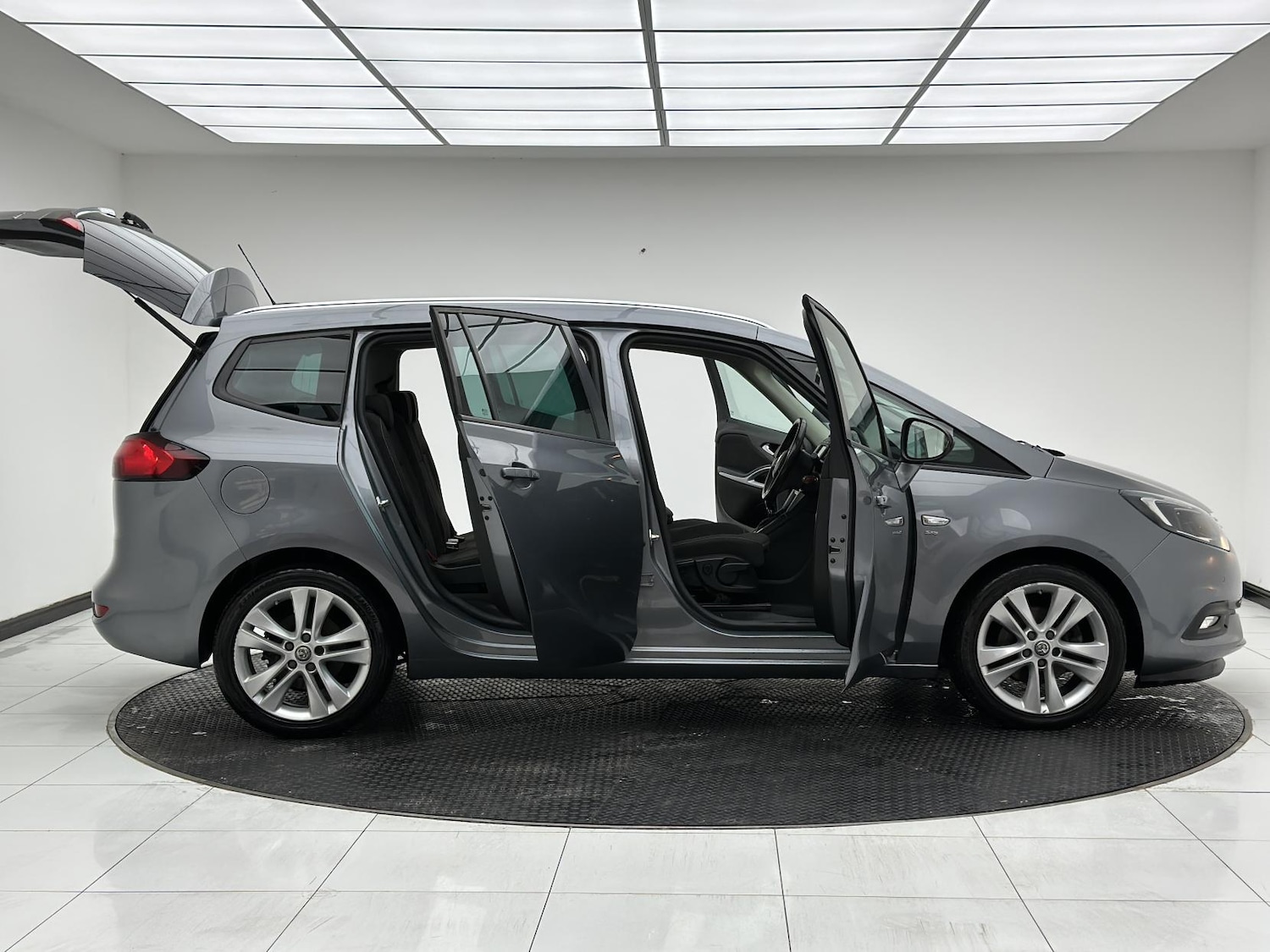 Used Vauxhall Zafira 2017 for sale - 76549014: Photo 11