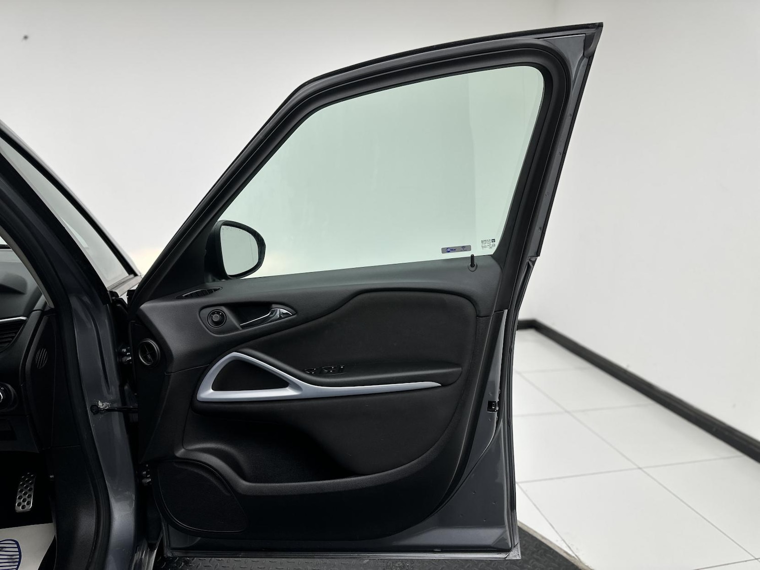 Used Vauxhall Zafira 2017 for sale - 76549014: Photo 18