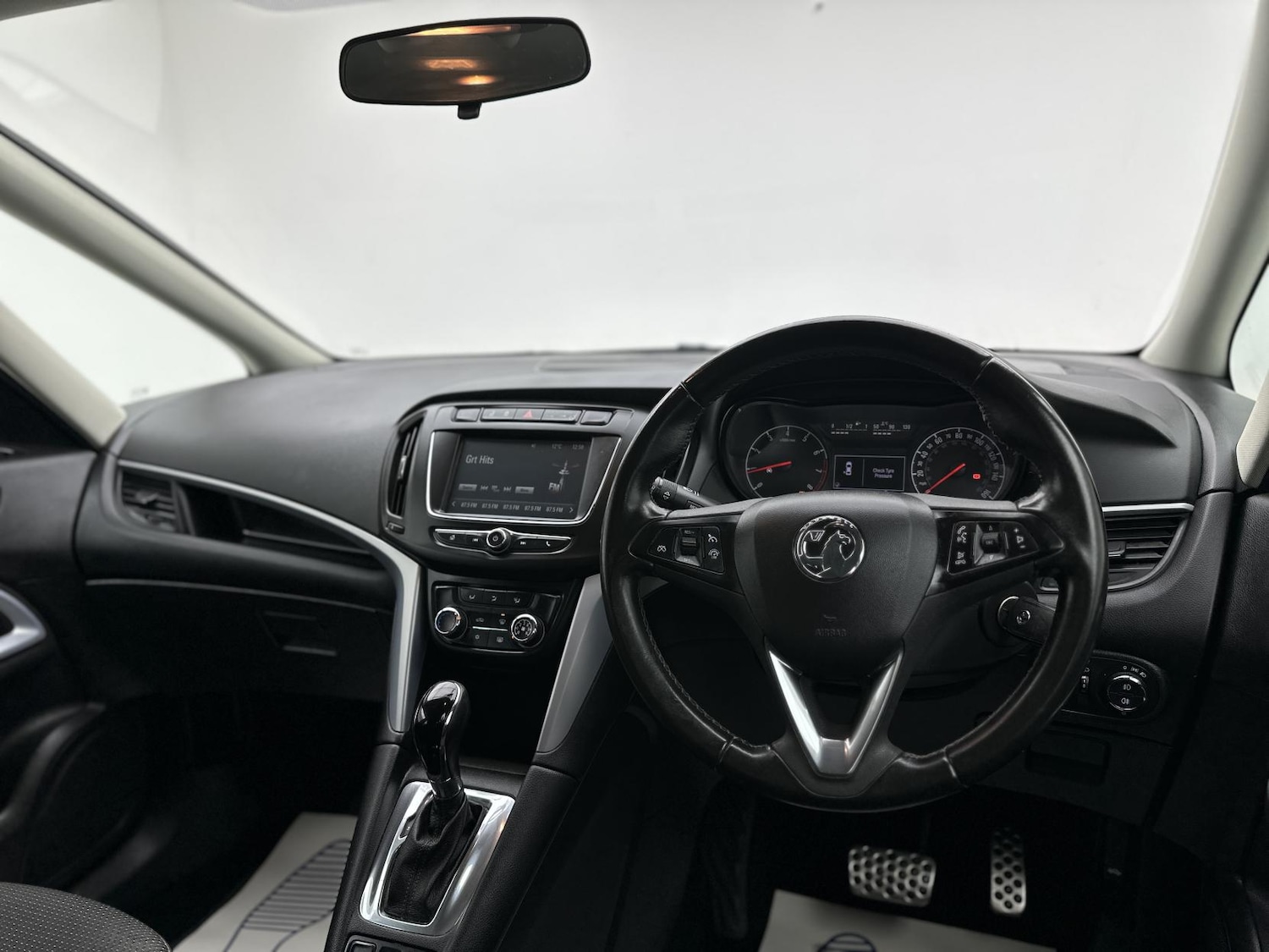 Used Vauxhall Zafira 2017 for sale - 76549014: Photo 22