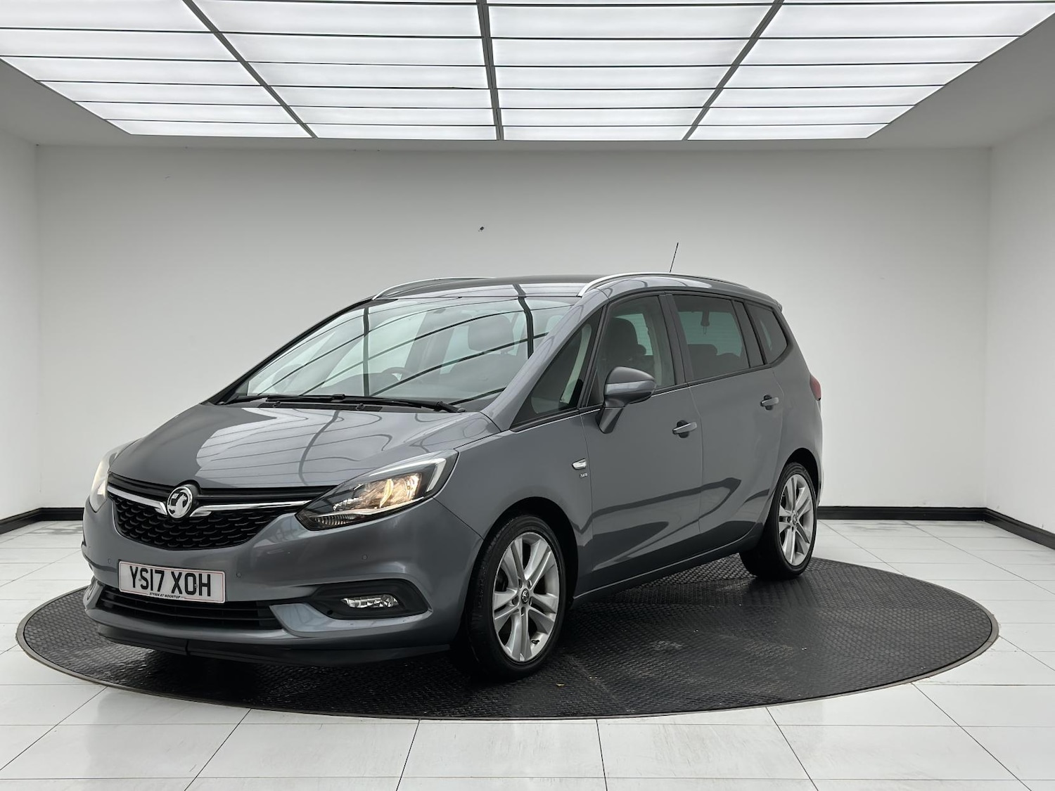 Used Vauxhall Zafira 2017 for sale - 76549014: Photo 3